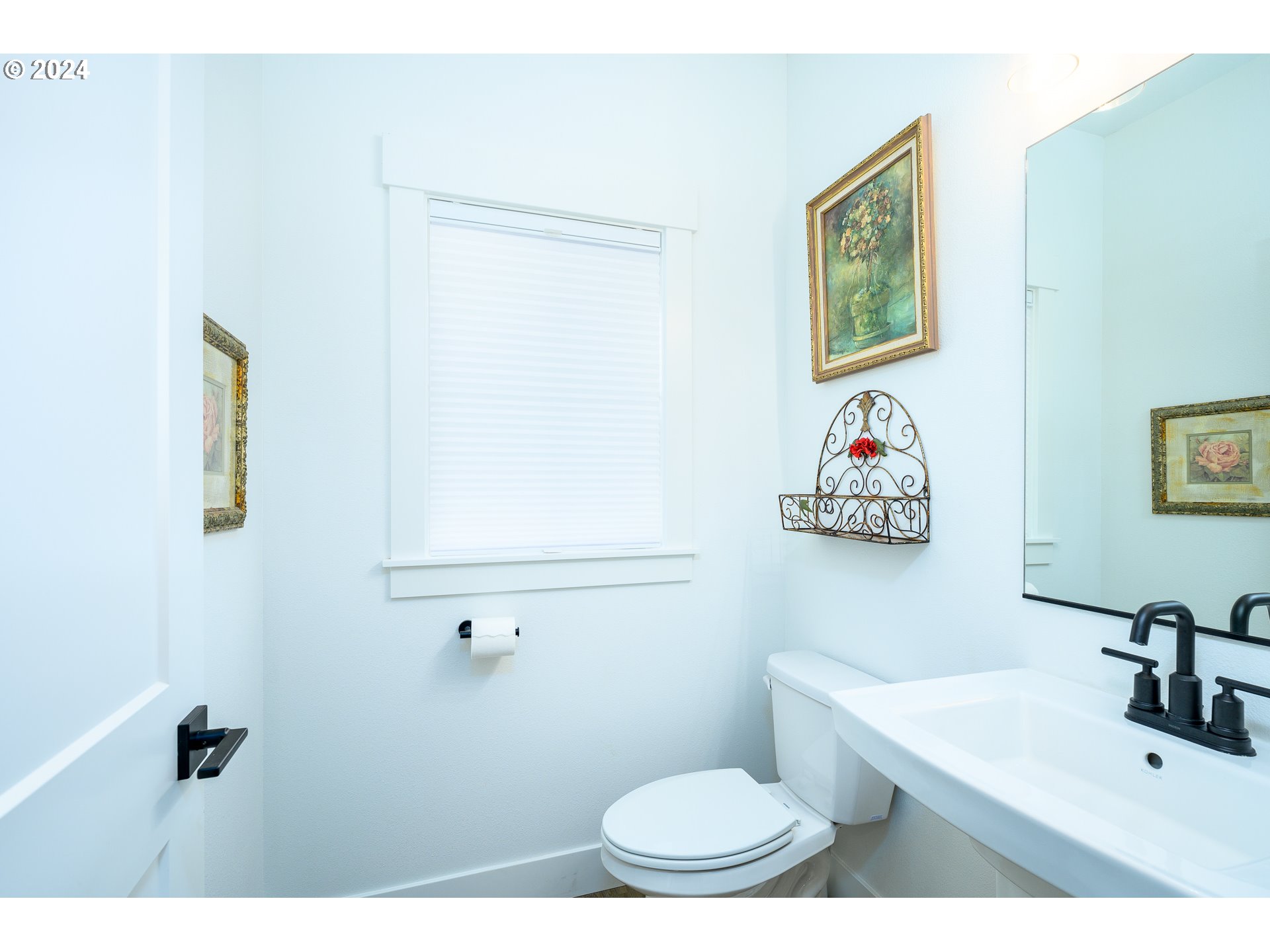 2898 NW MT ASHLAND LN, McMinnville