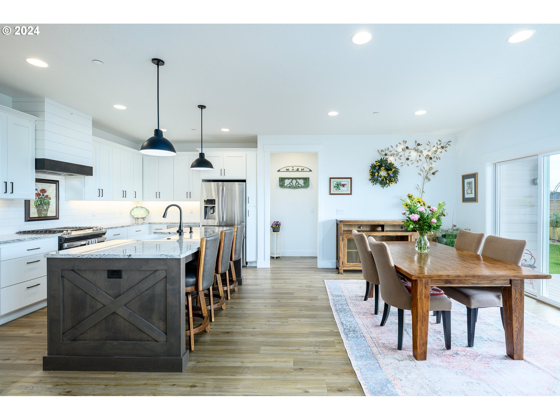 2898 NW MT ASHLAND LN, McMinnville