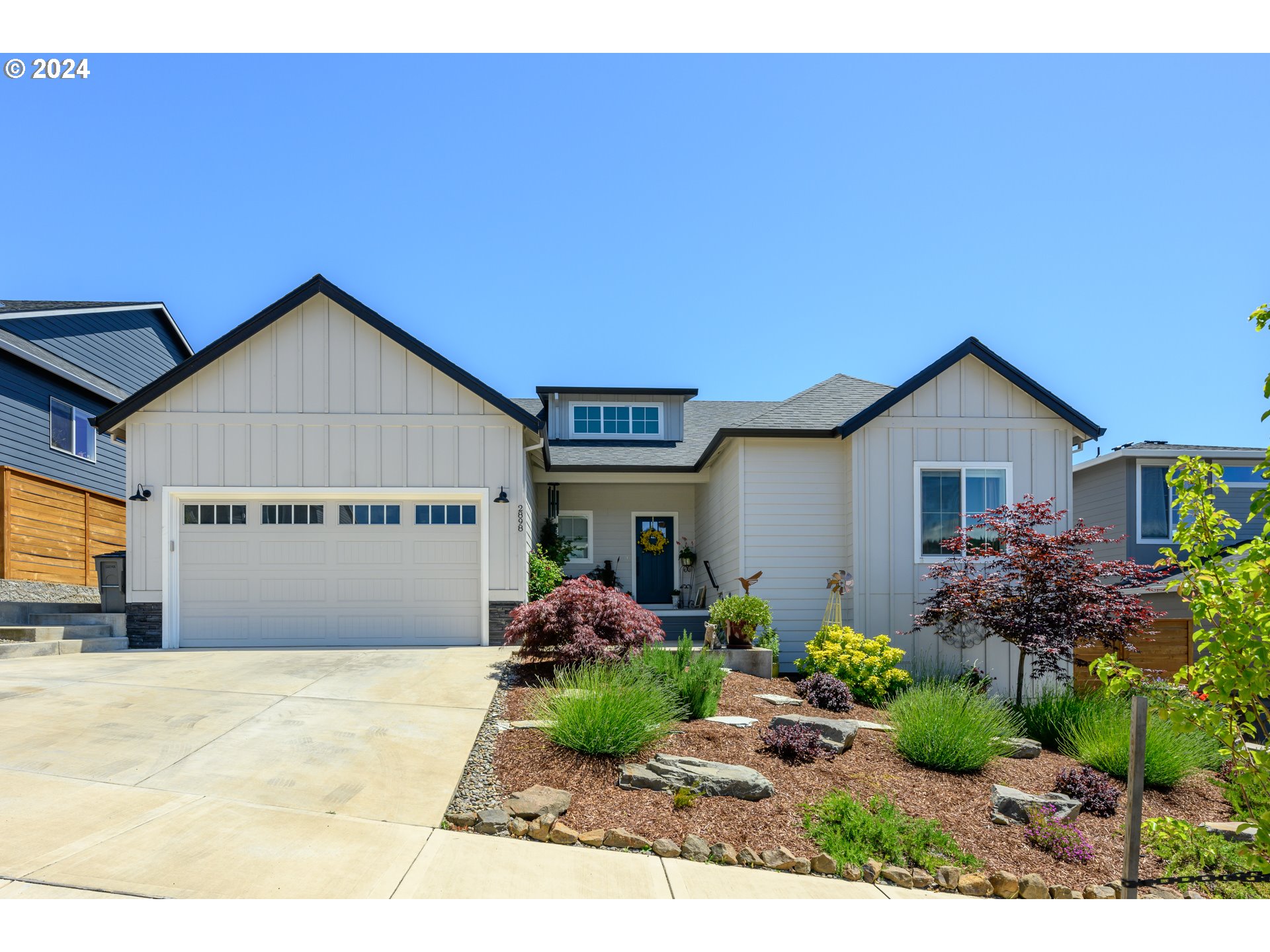 2898 NW MT ASHLAND LN, McMinnville
