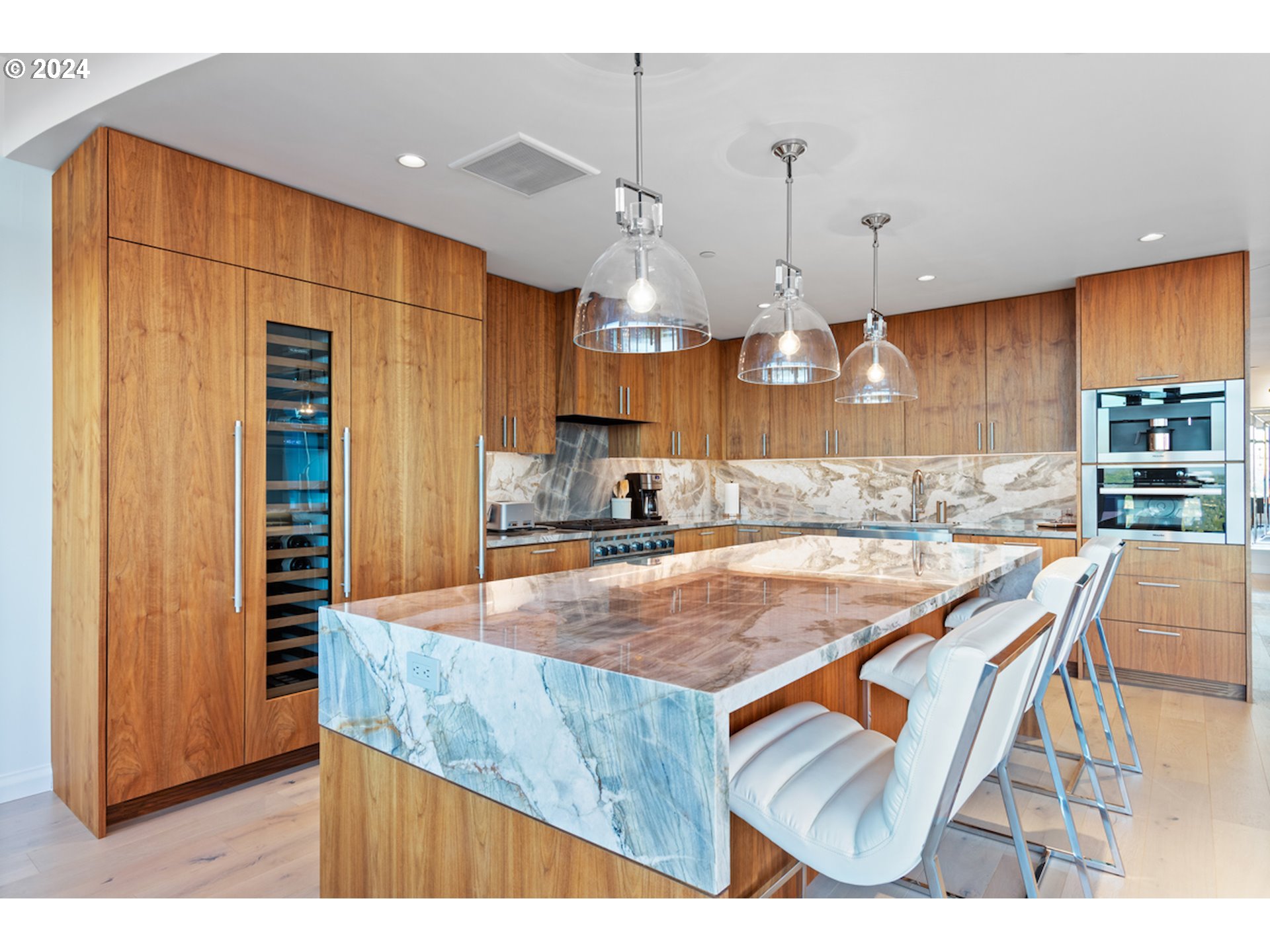 3601 S RIVER PKWY 2703