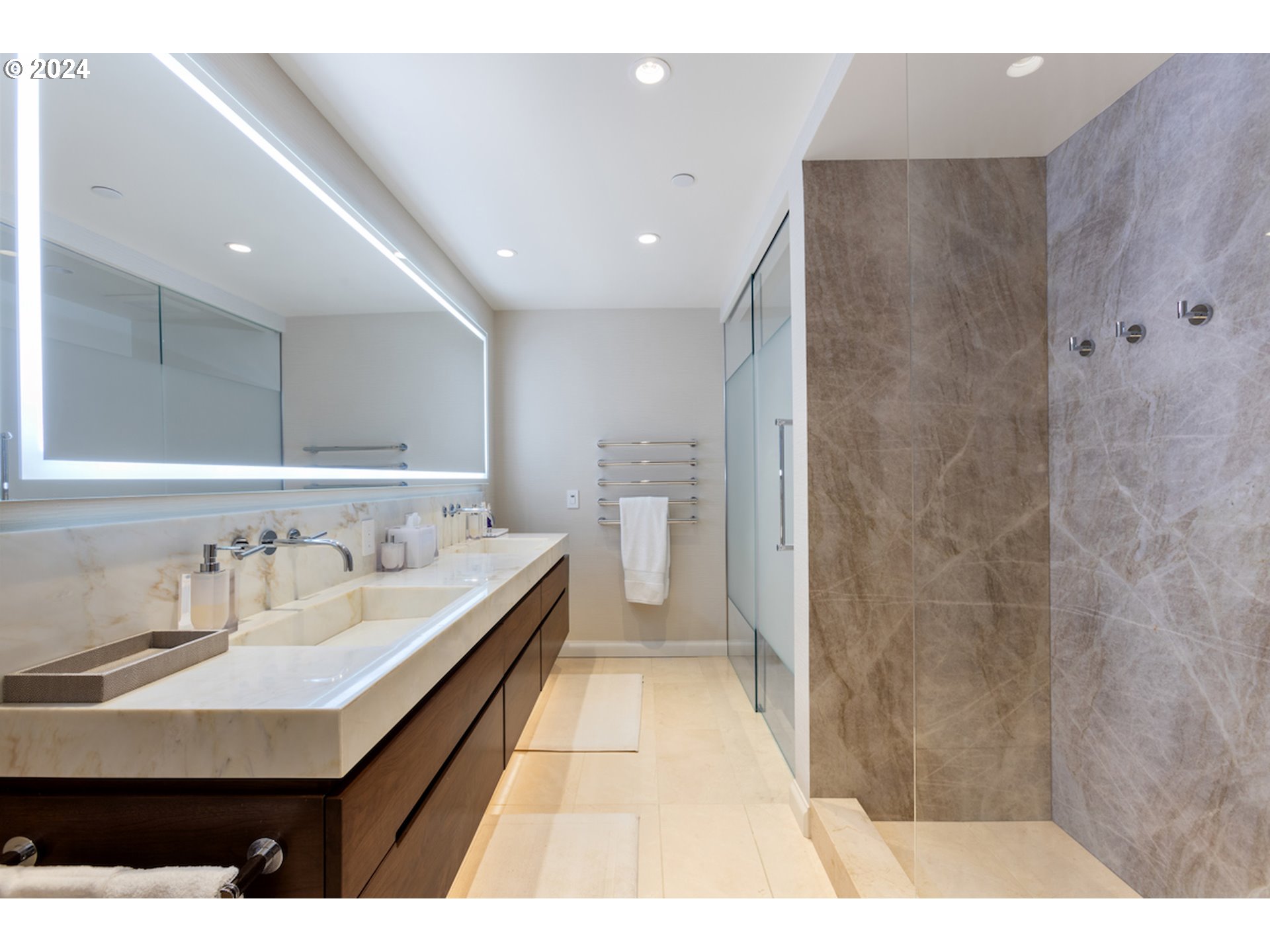 3601 S RIVER PKWY 2703