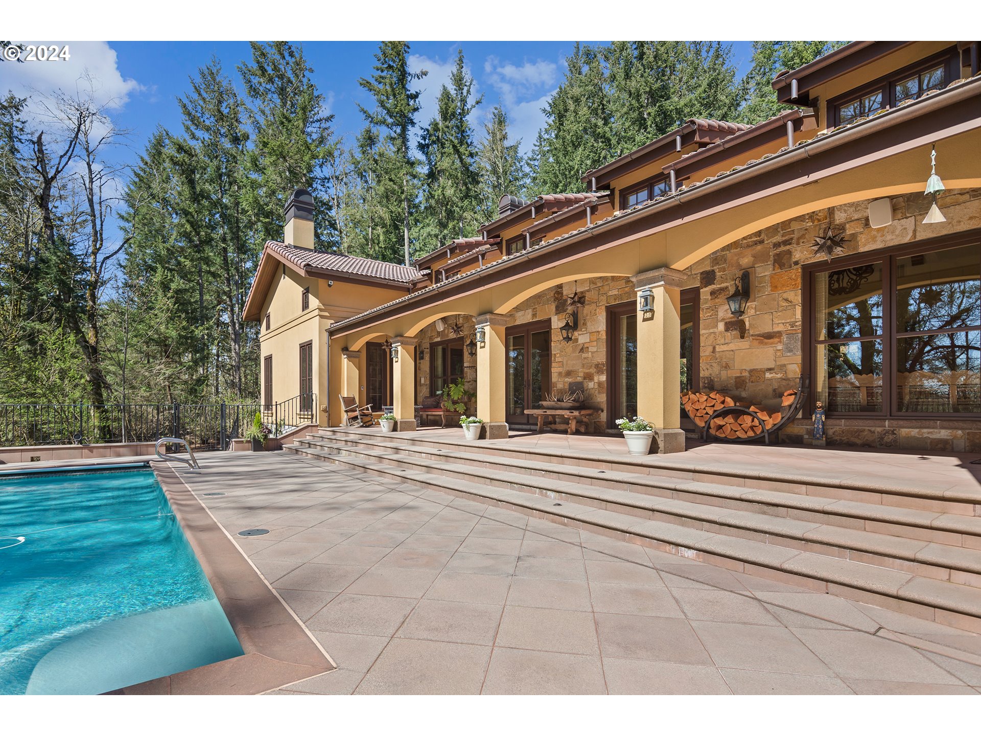 10701 NW SALTZMAN RD