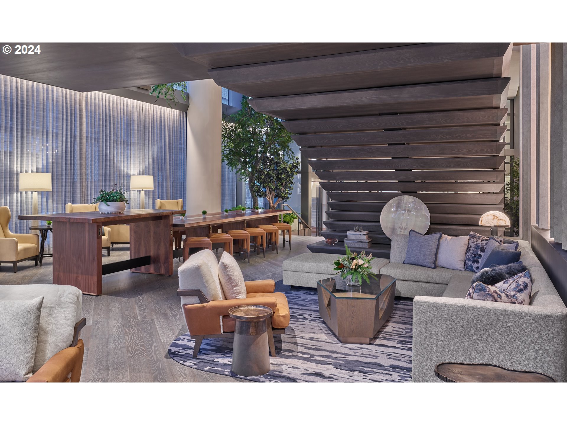 550 SW 10th AVE 2104