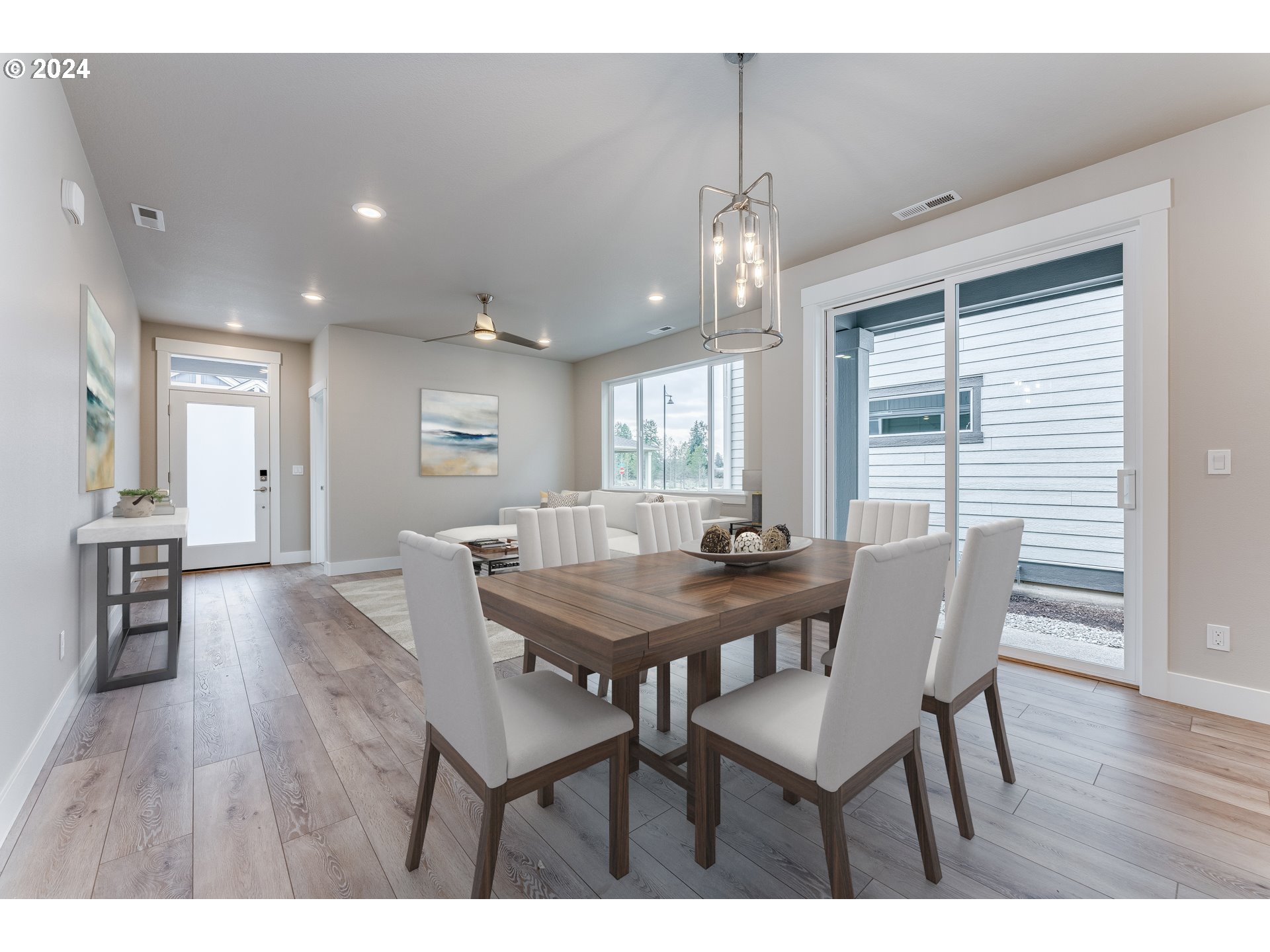 7705 SE Lumberton LN