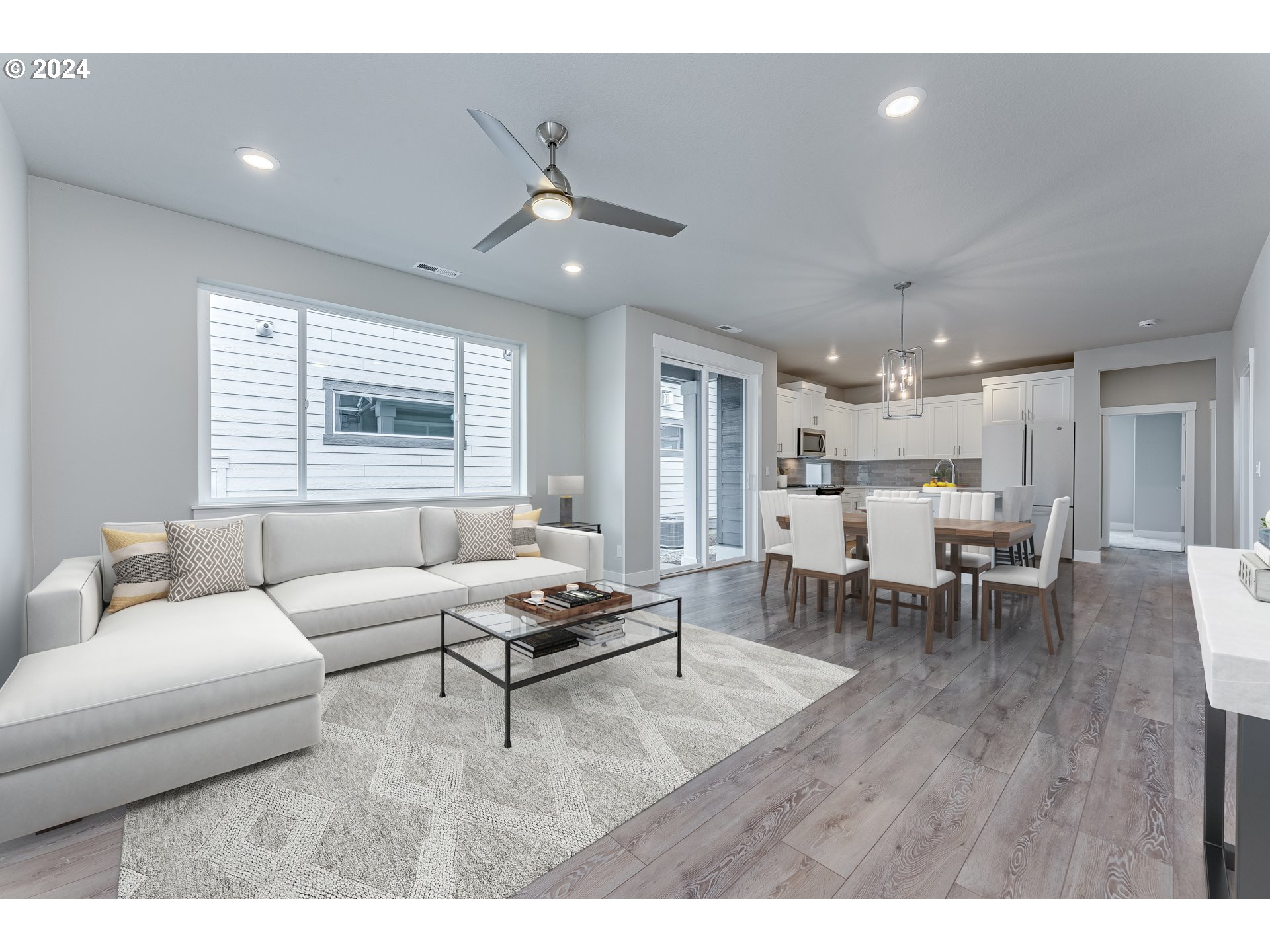 7705 SE Lumberton LN