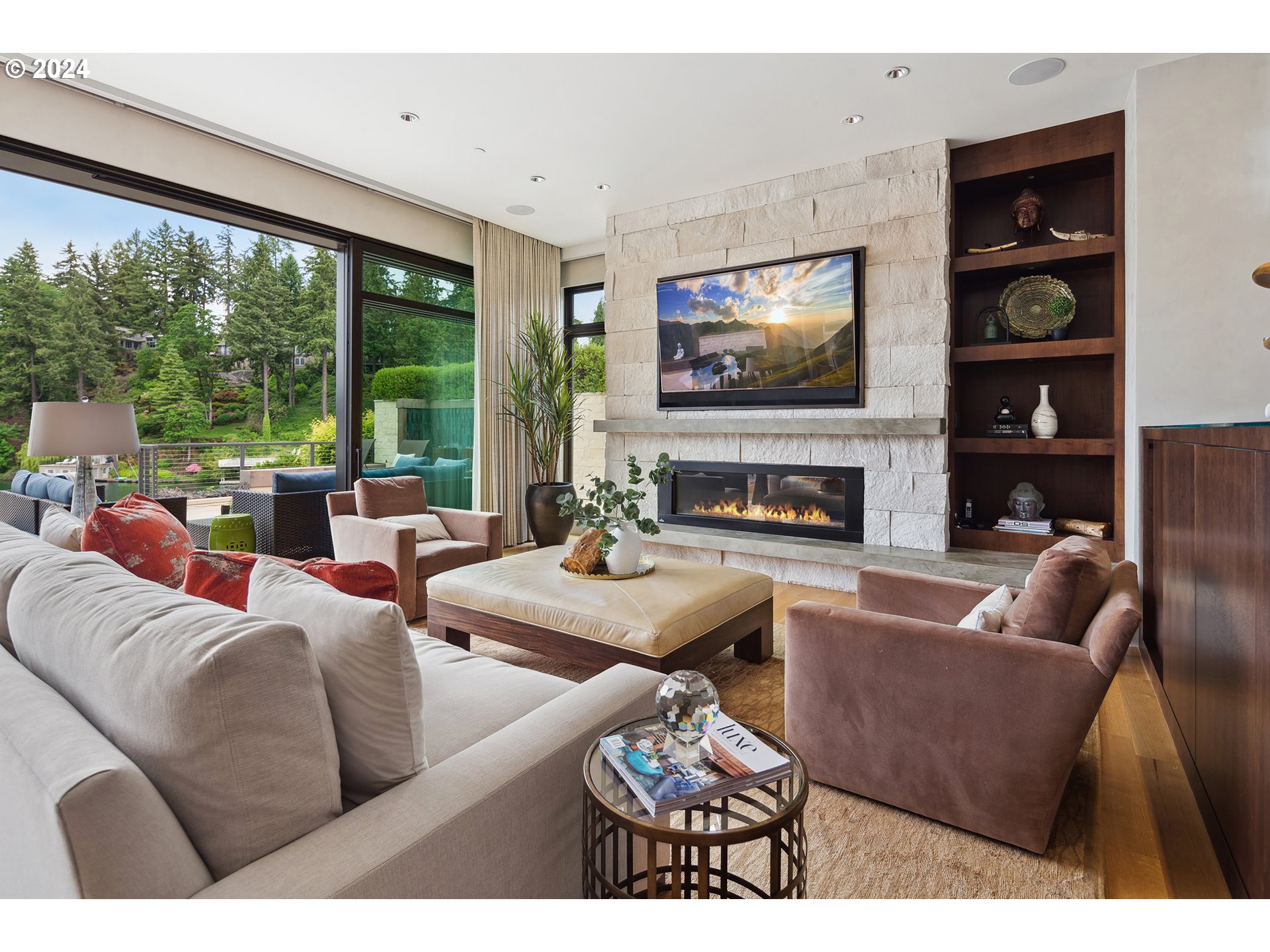 1007 LAKE FRONT RD