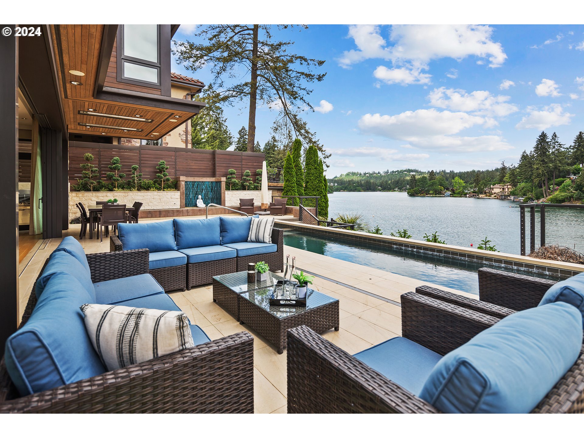 1007 LAKE FRONT RD