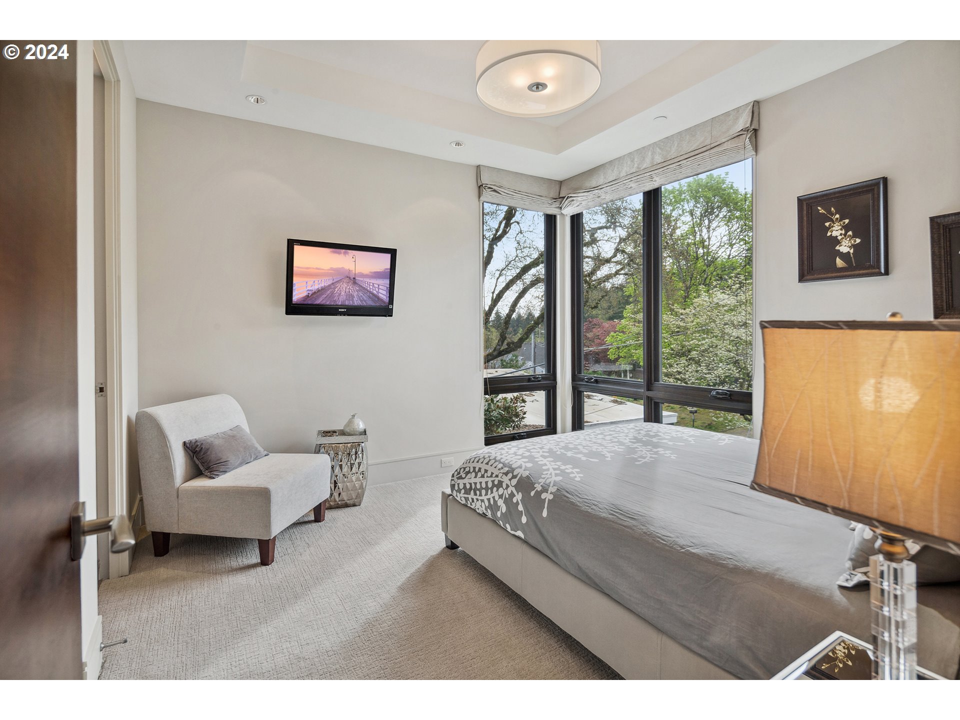1007 LAKE FRONT RD