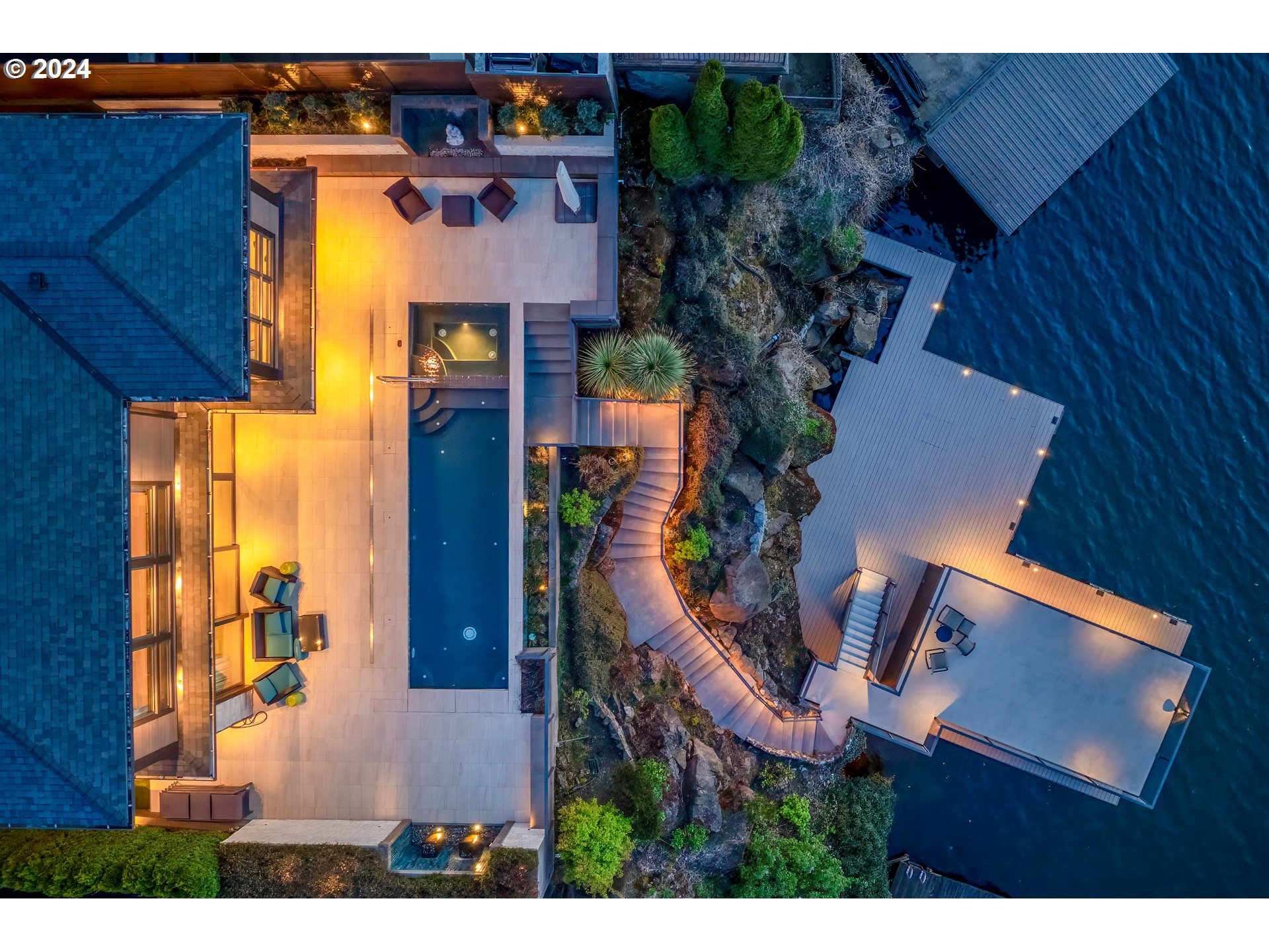 1007 LAKE FRONT RD