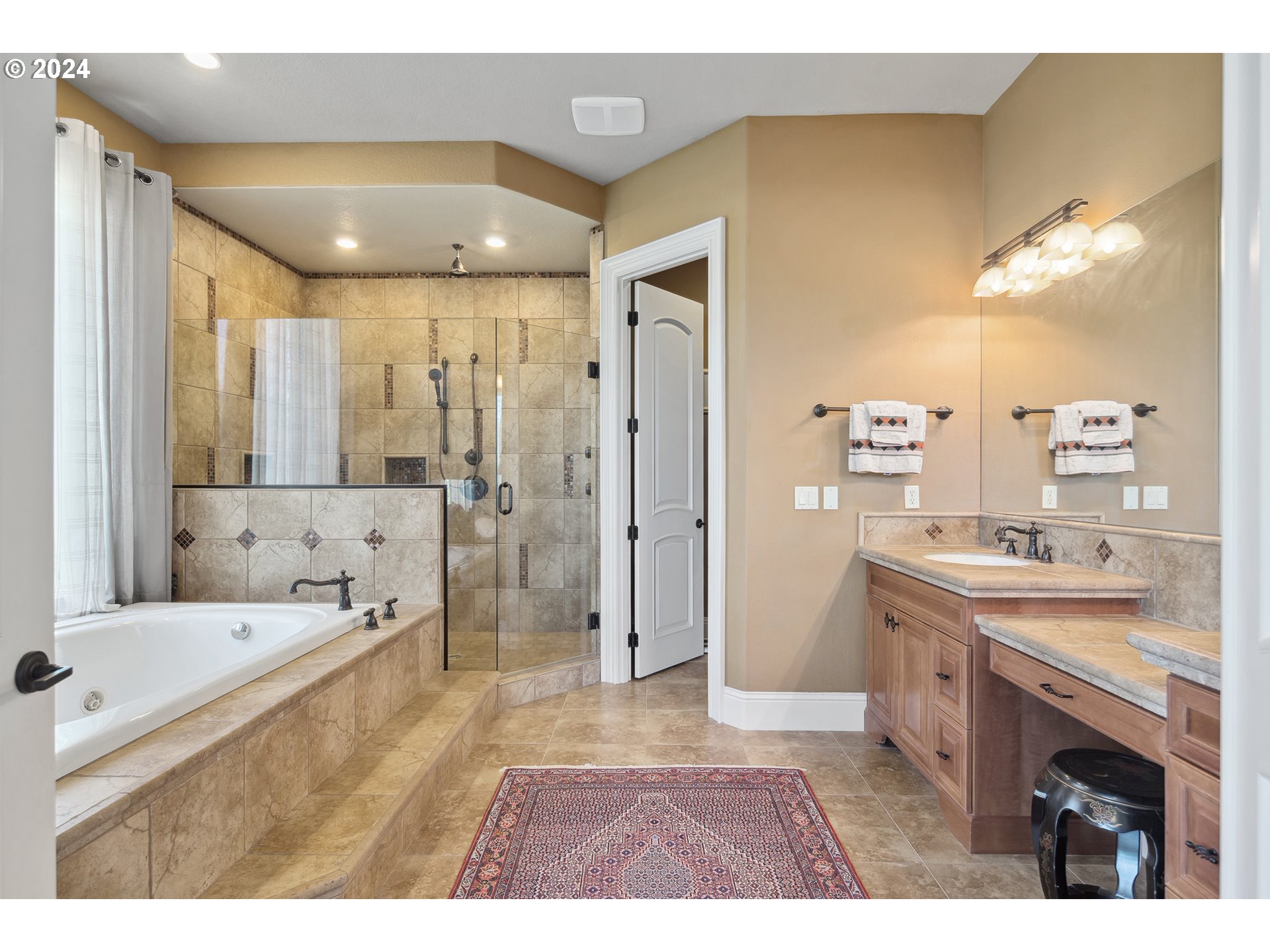 5624 SW MERIDIAN WAY