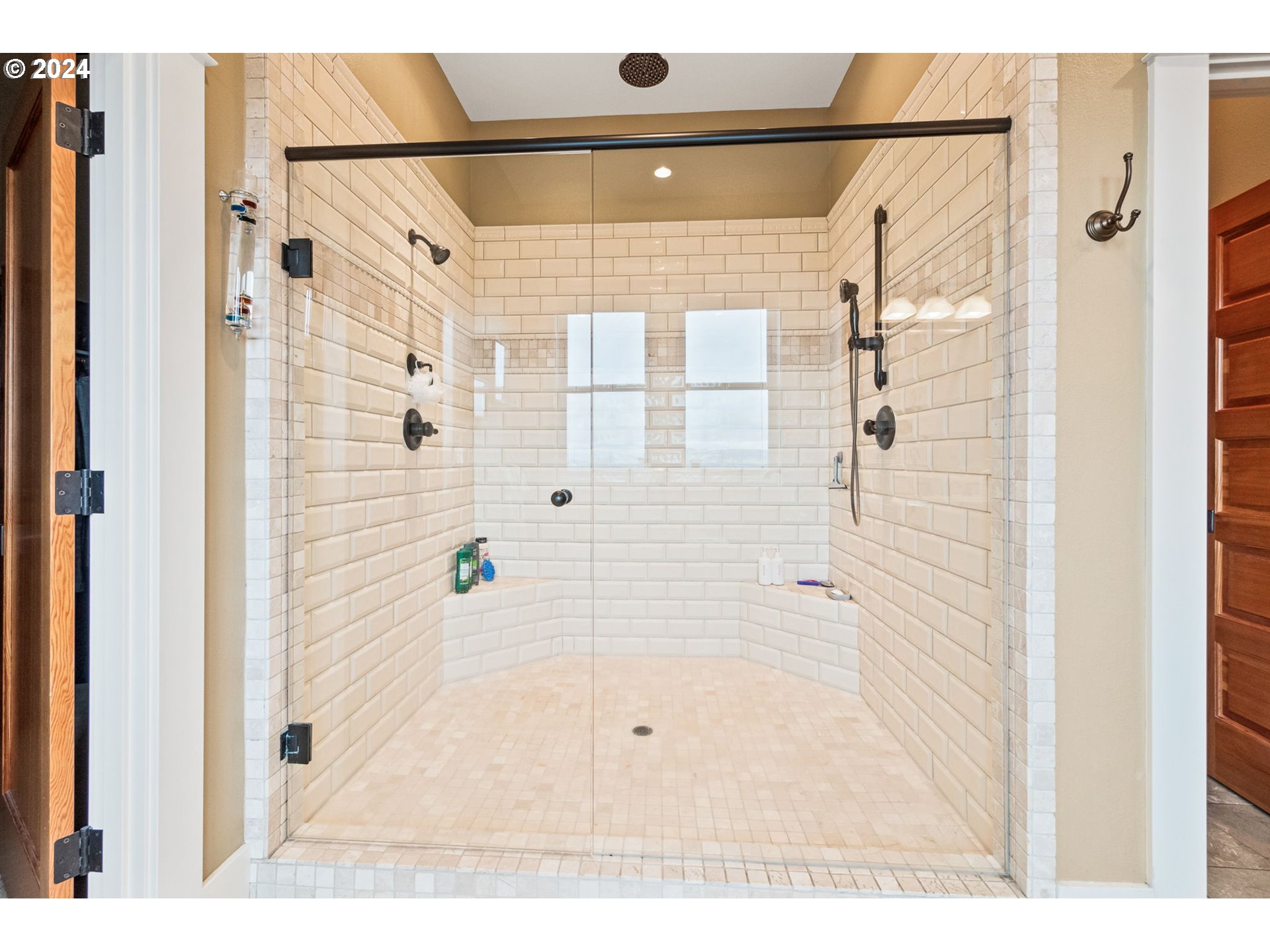 32019 NE CORRAL CREEK RD