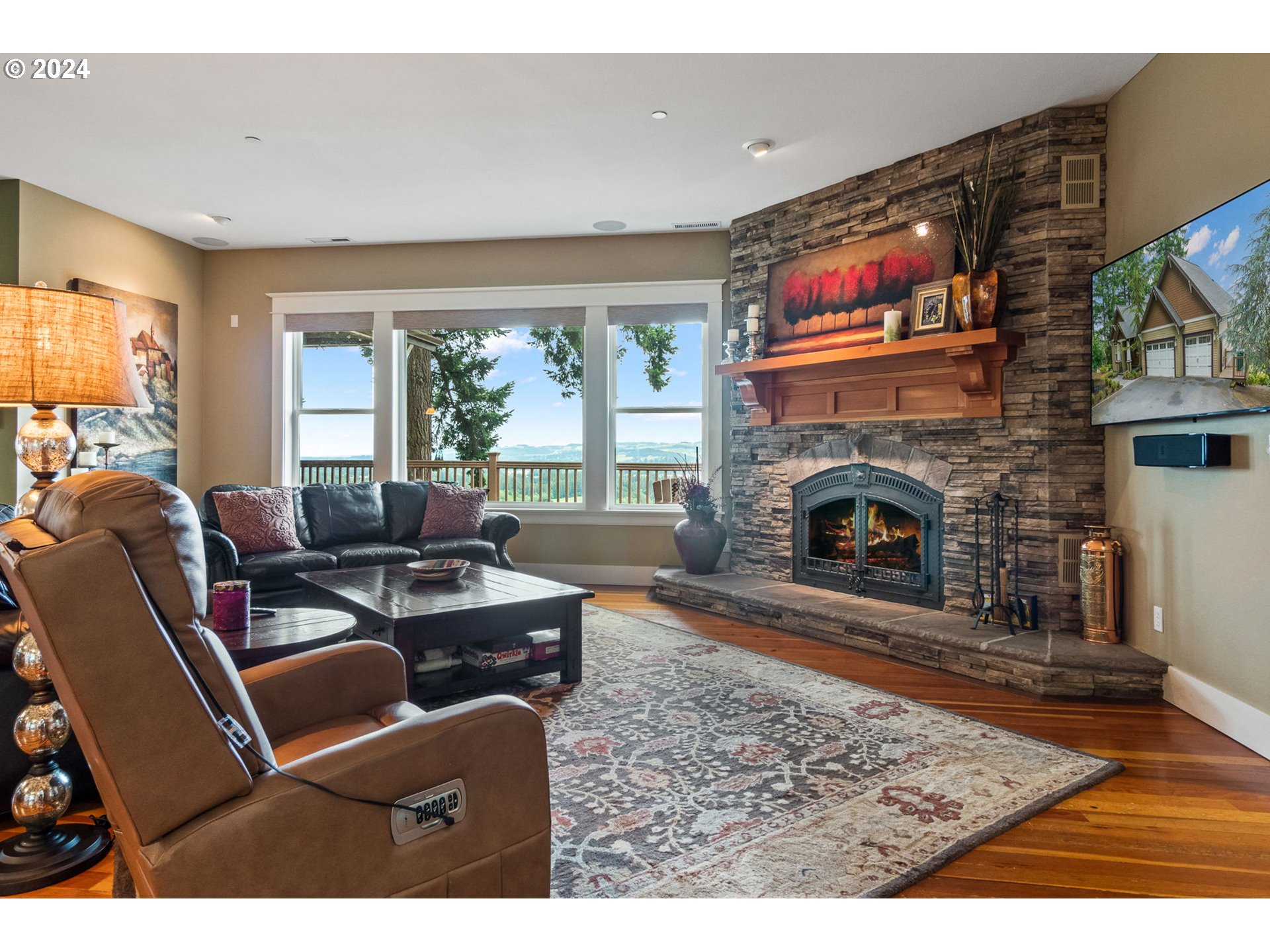 32019 NE CORRAL CREEK RD