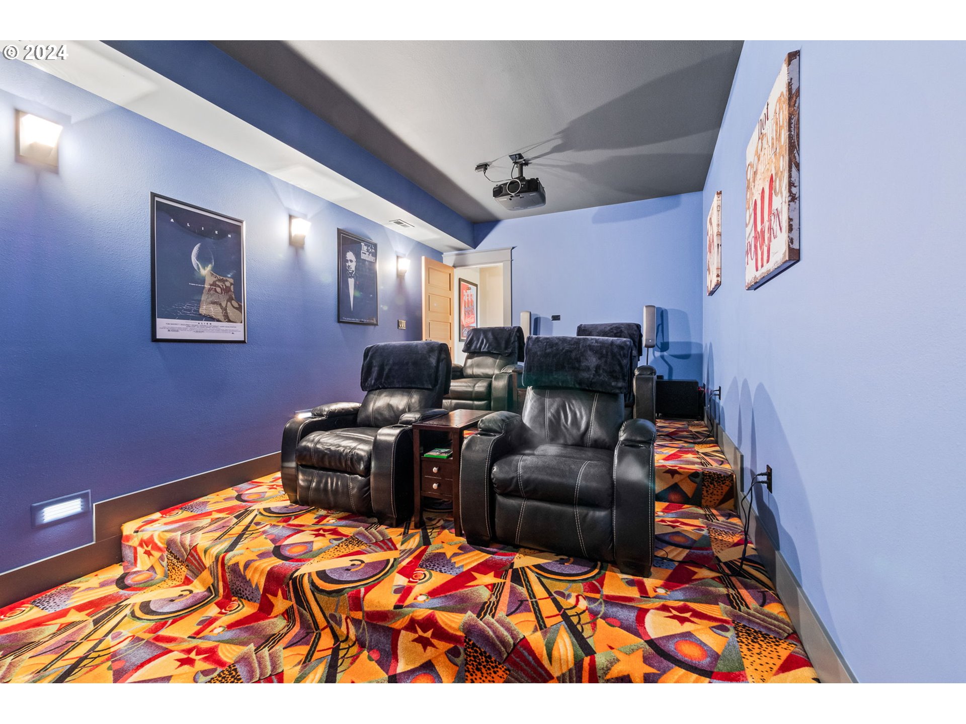 32019 NE CORRAL CREEK RD