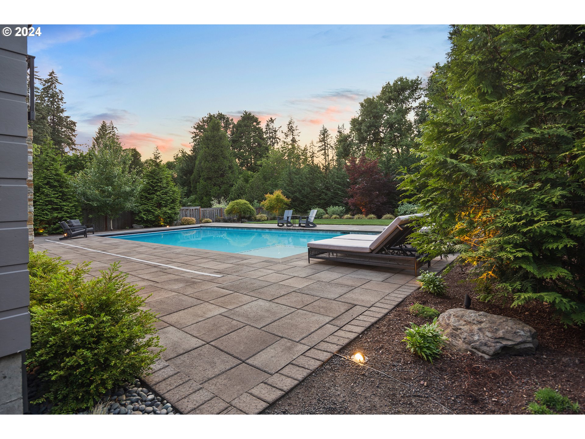 1289 CHANDLER RD