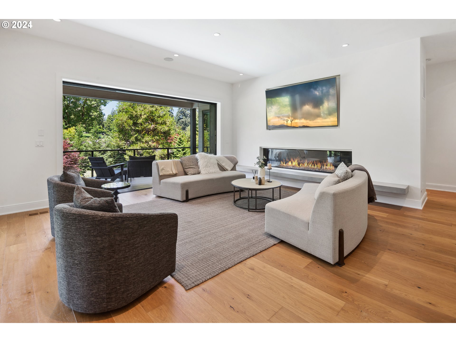 1289 CHANDLER RD