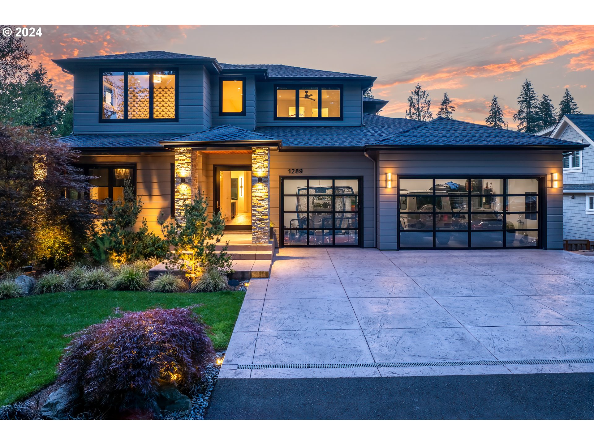 1289 CHANDLER RD