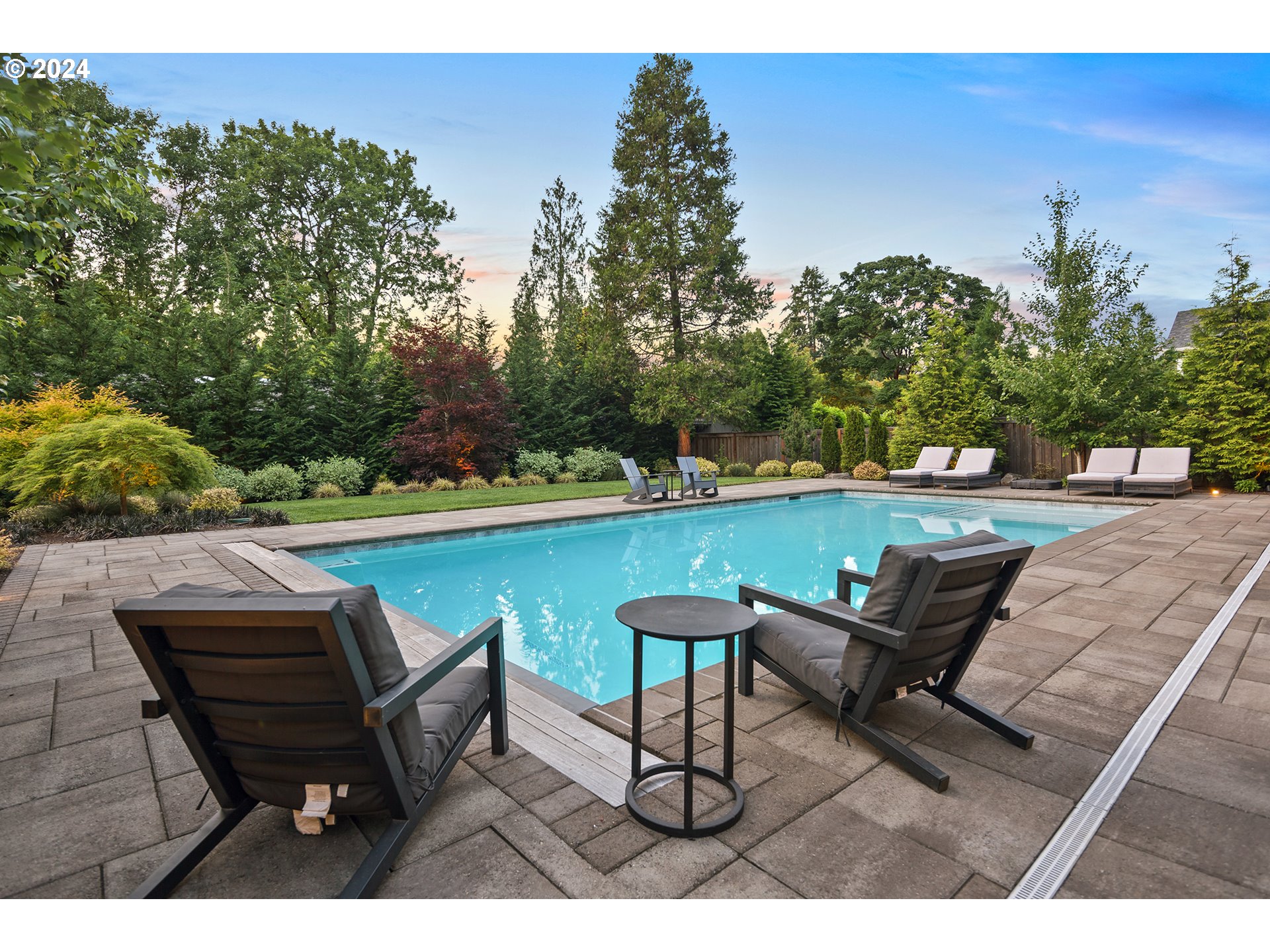 1289 CHANDLER RD