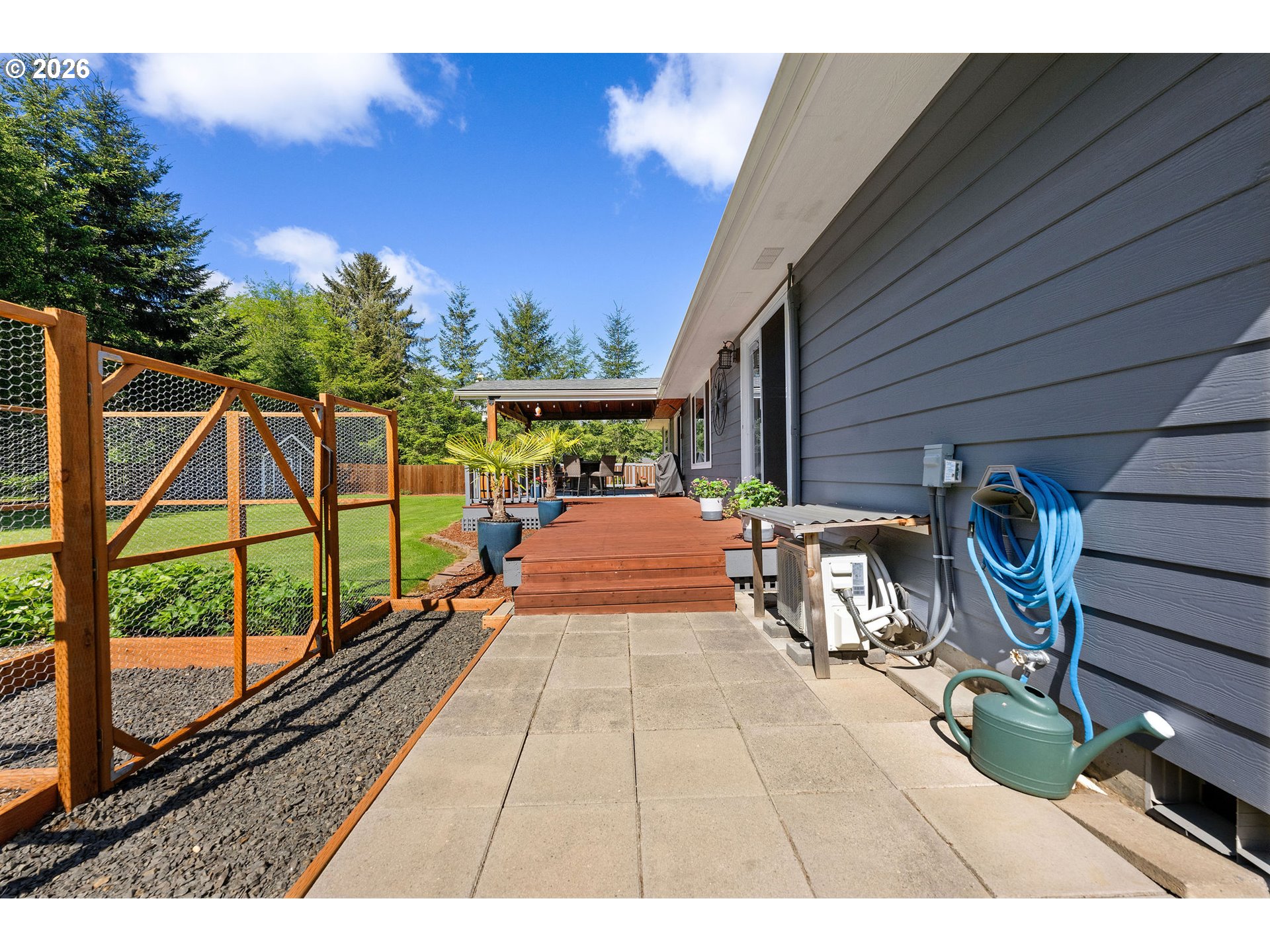 42224 TIFFANY LN