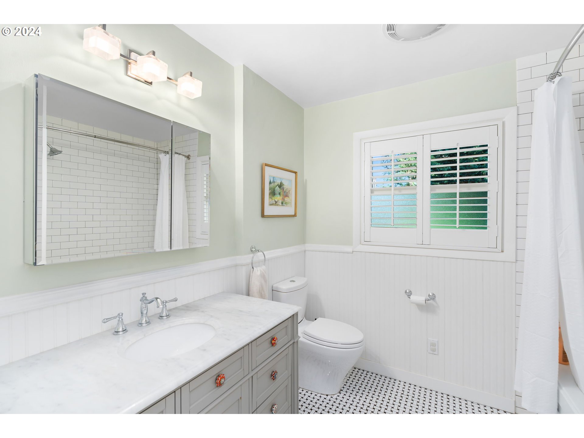 260 S PALATINE HILL RD