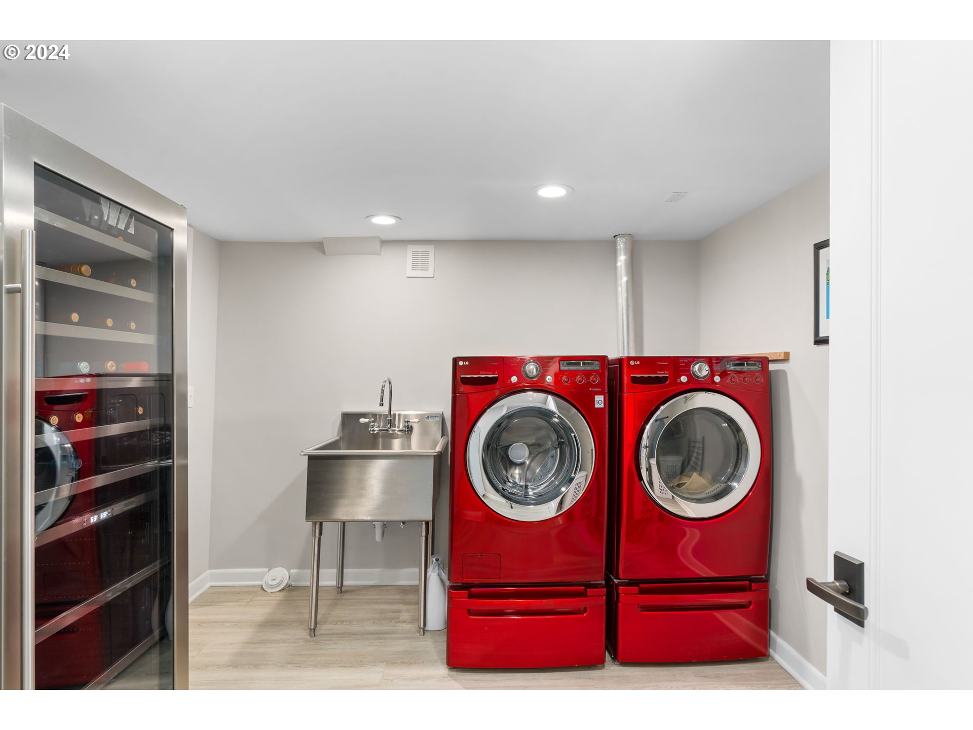 260 S PALATINE HILL RD