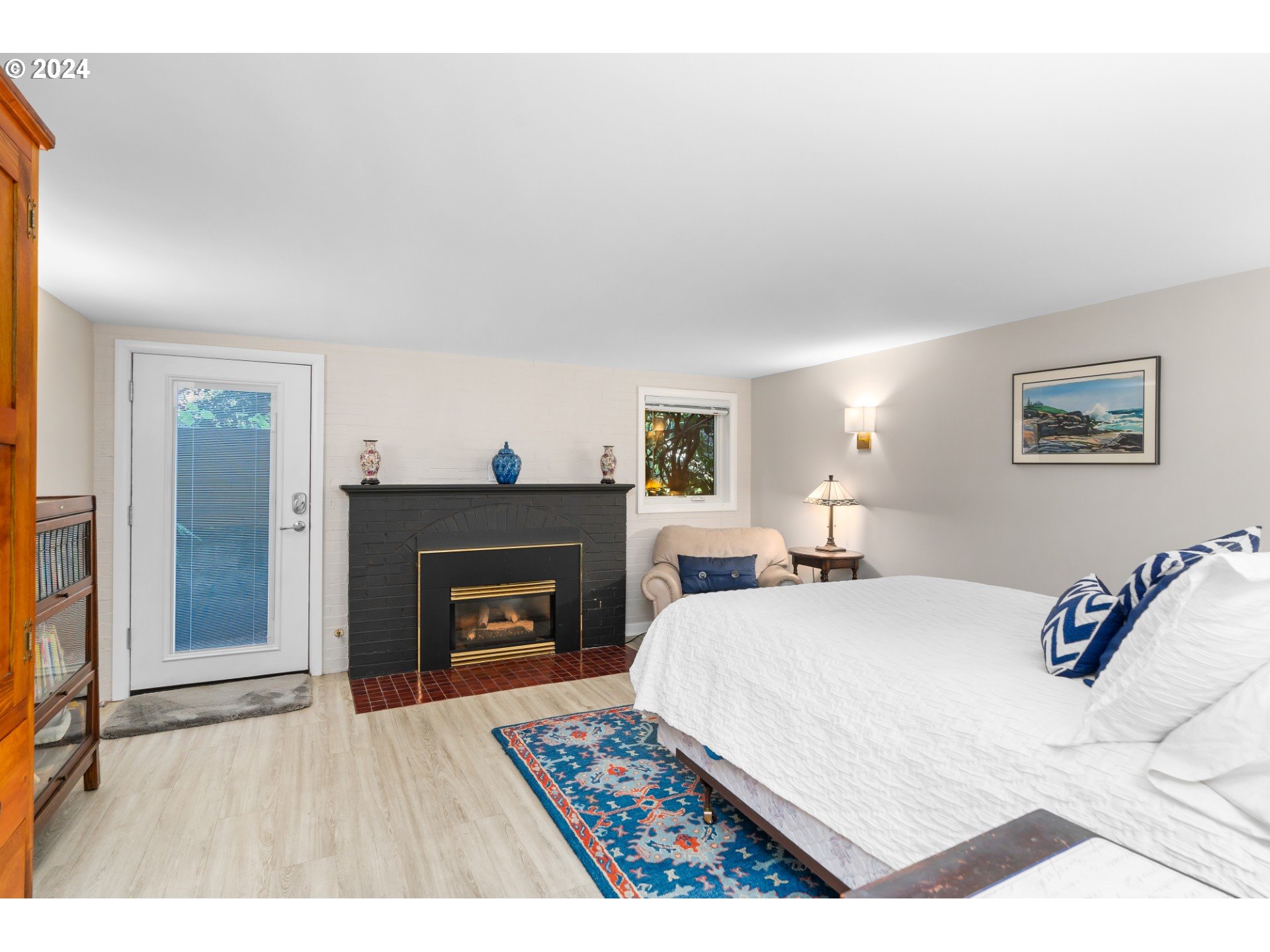 260 S PALATINE HILL RD