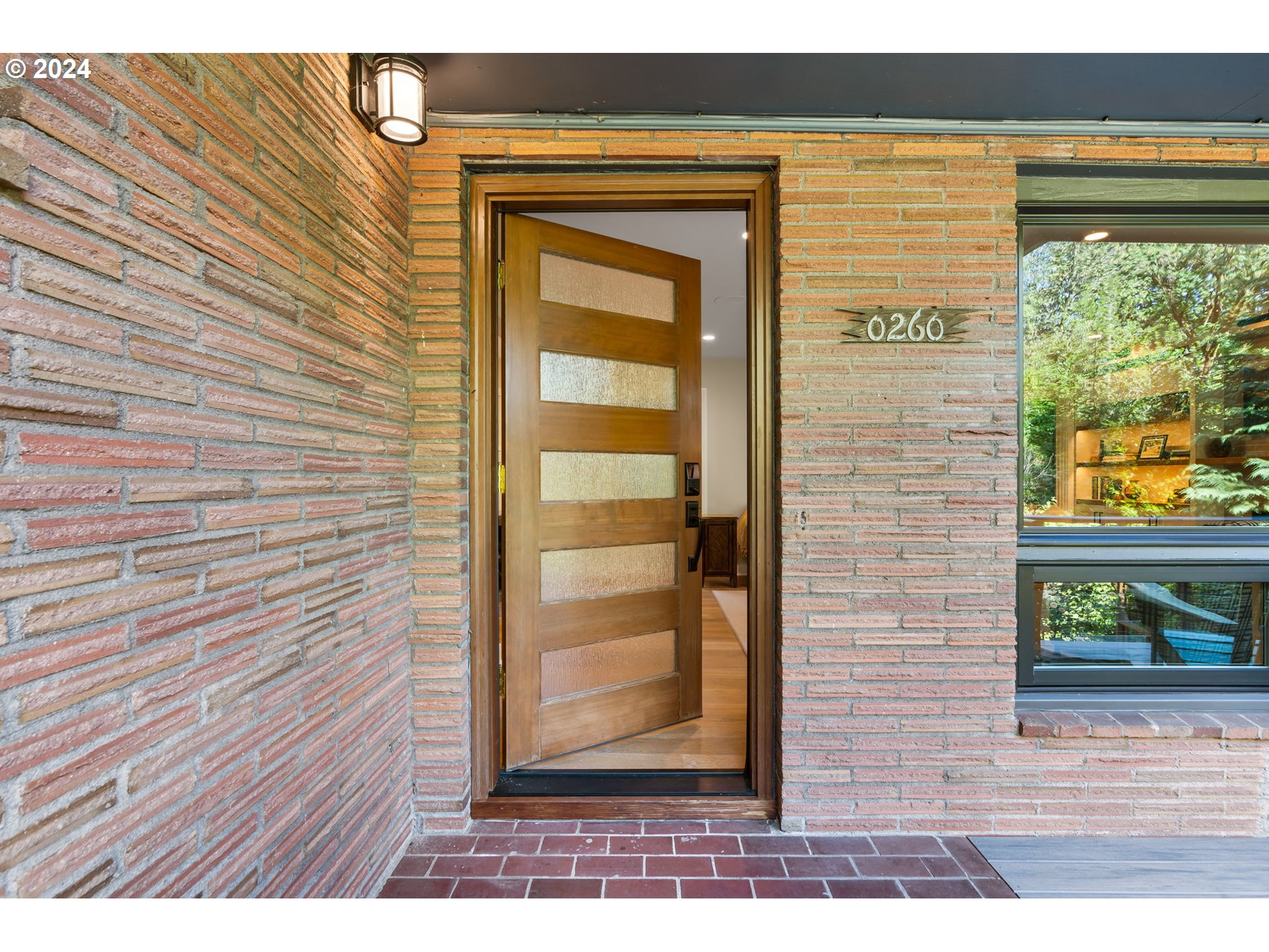 260 S PALATINE HILL RD