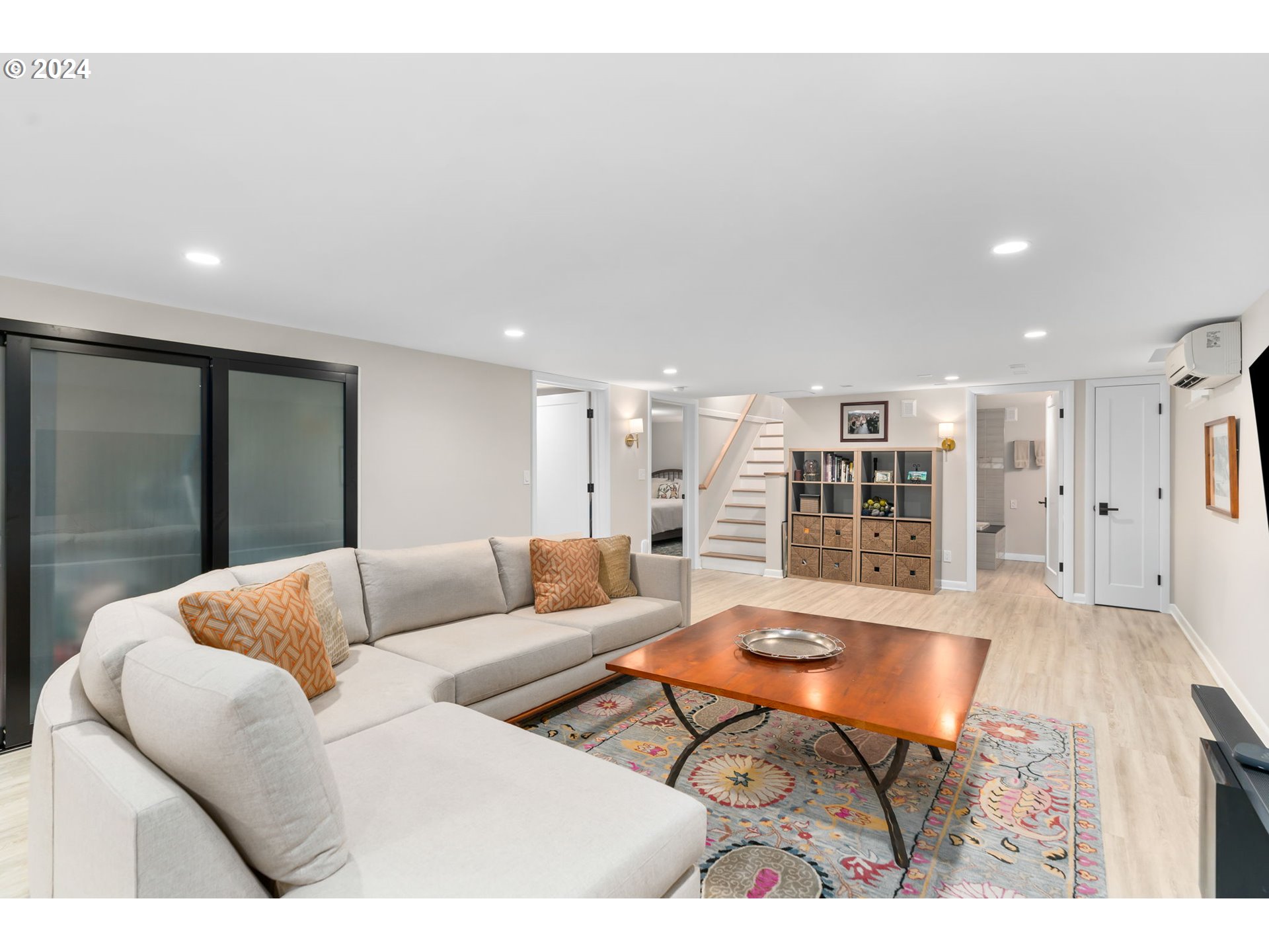 260 S PALATINE HILL RD