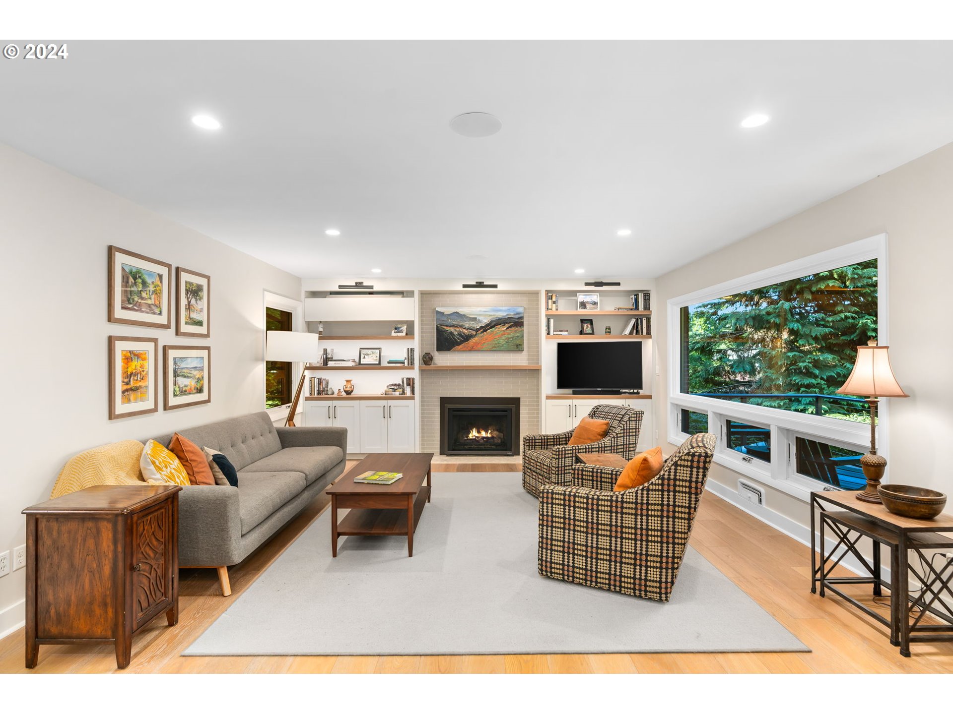 260 S PALATINE HILL RD