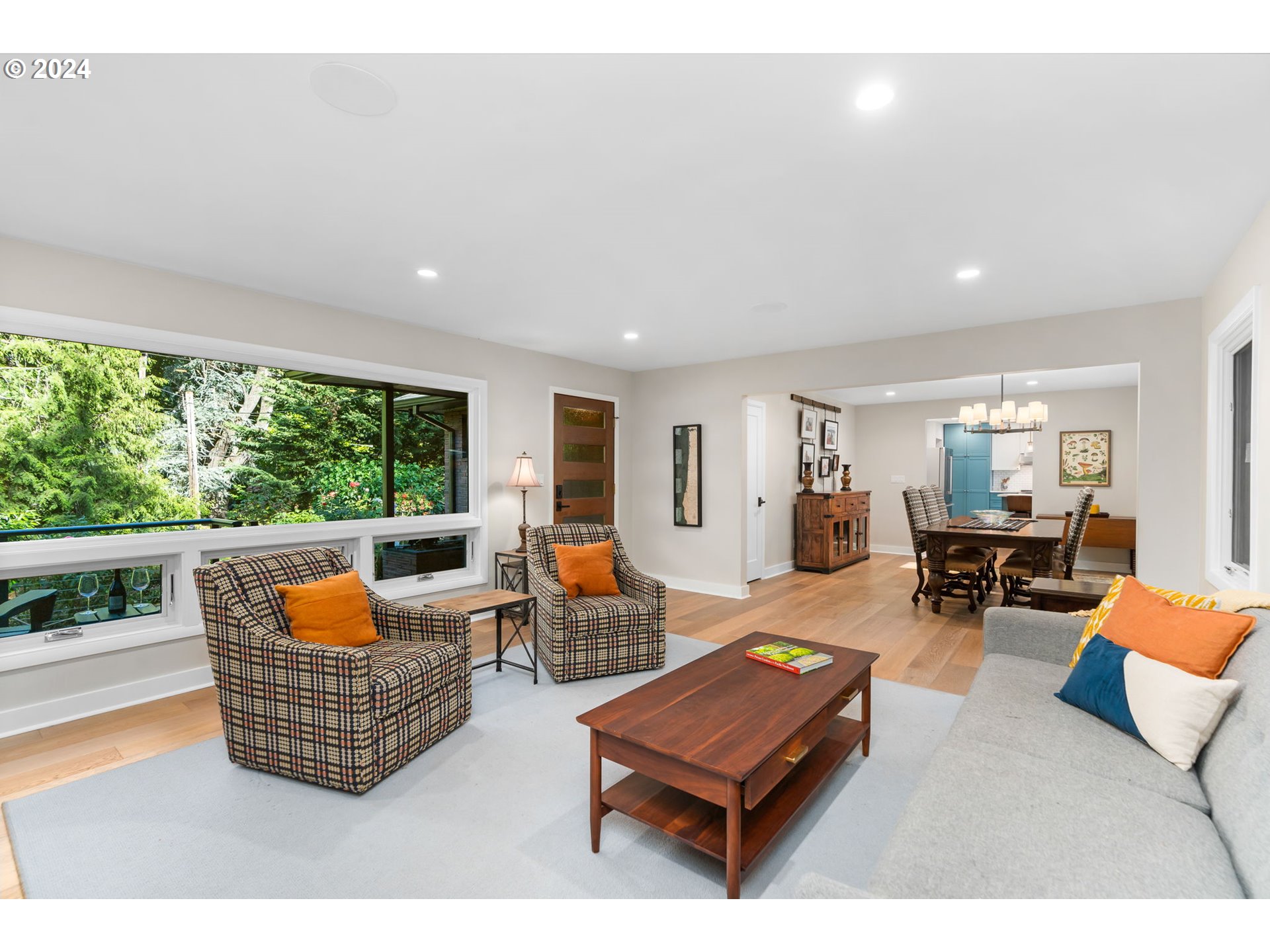 260 S PALATINE HILL RD