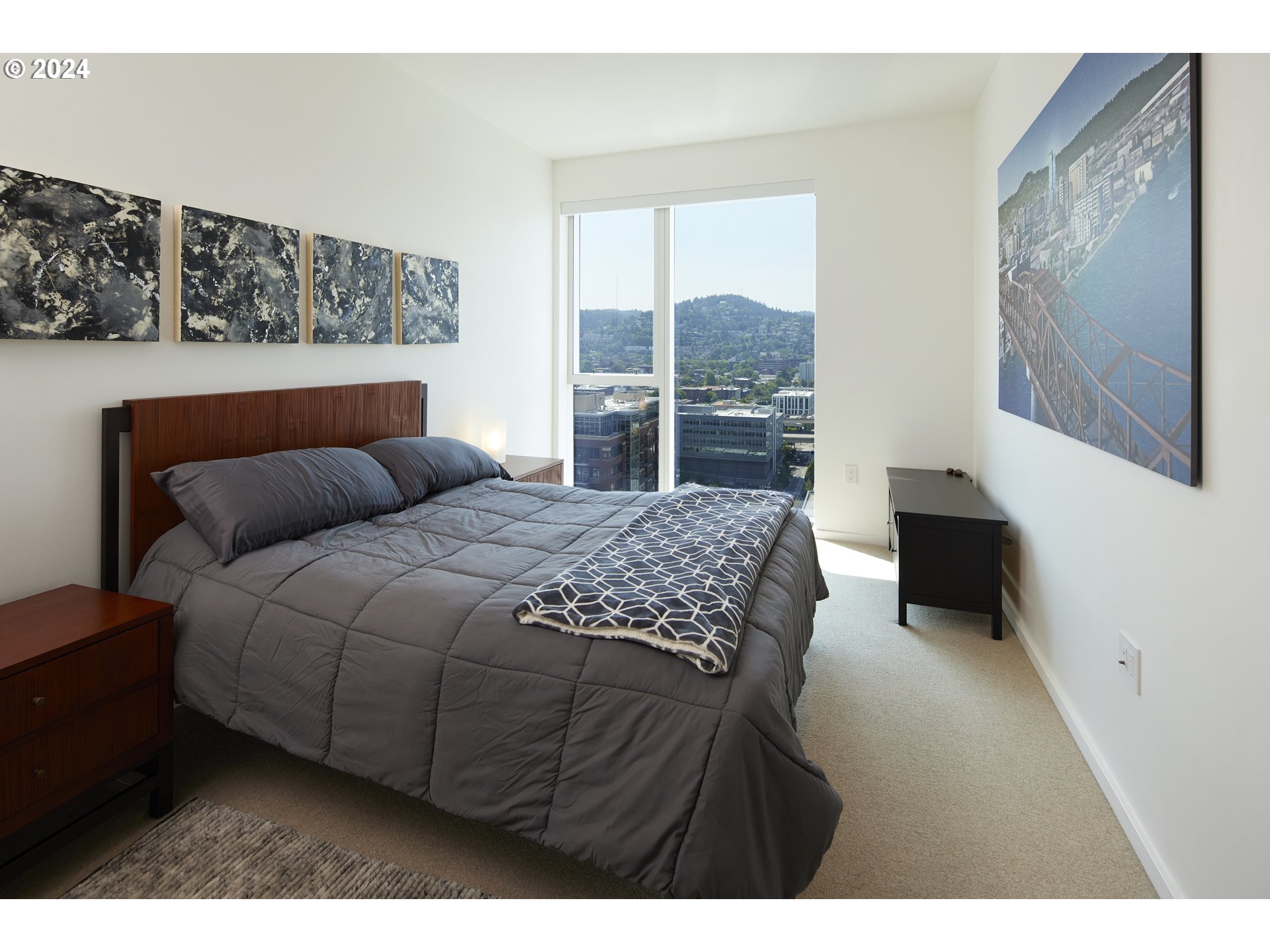 1075 NW NORTHRUP ST 1912