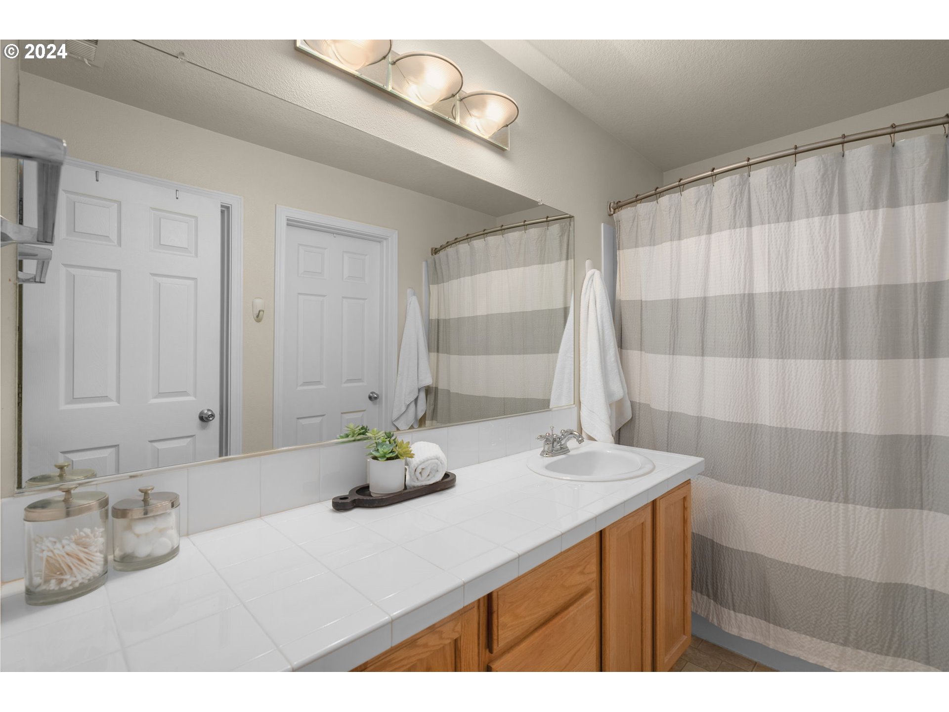 12555 SW NIGHT HERON LN 100