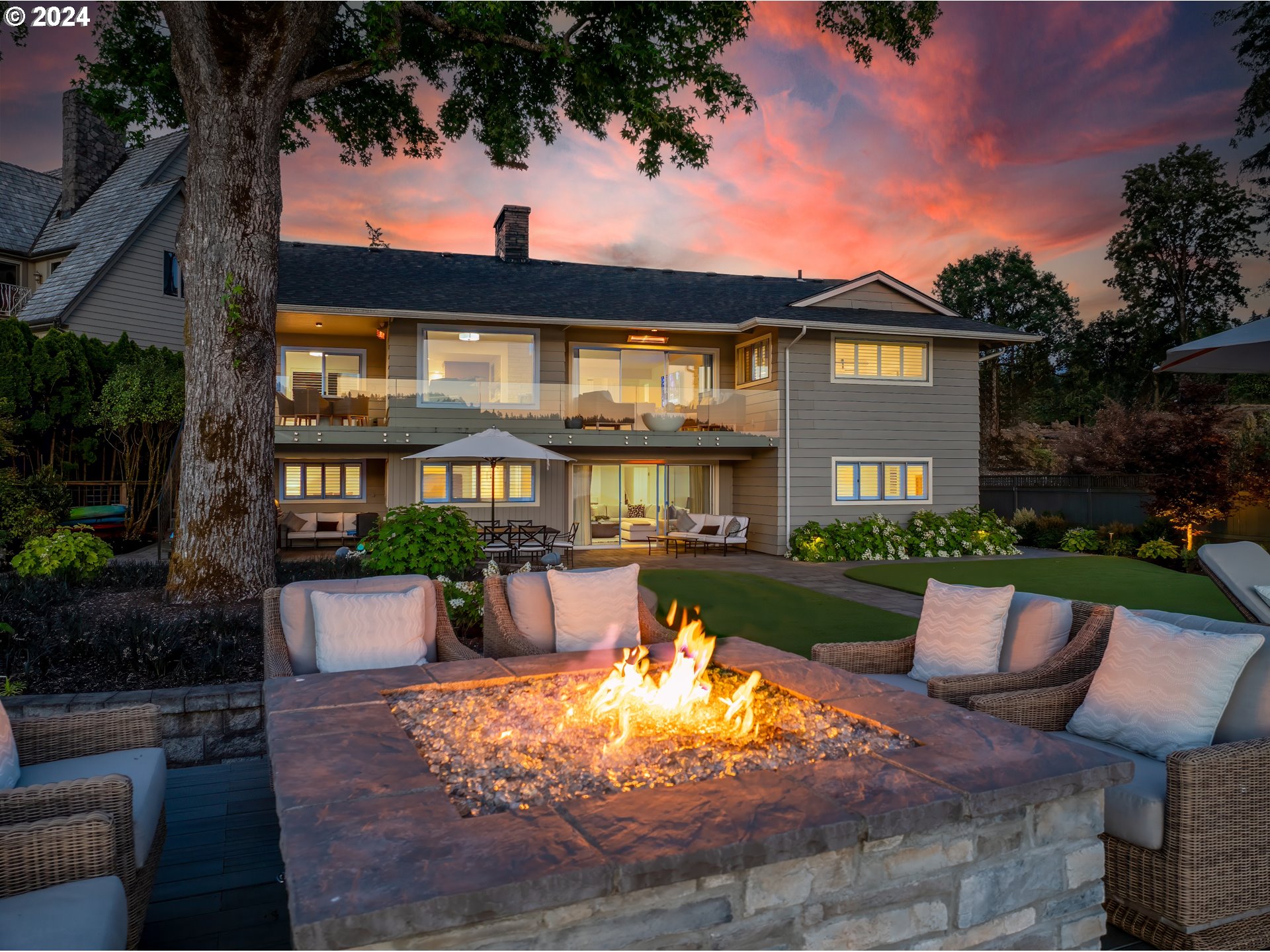 951 WESTPOINT RD