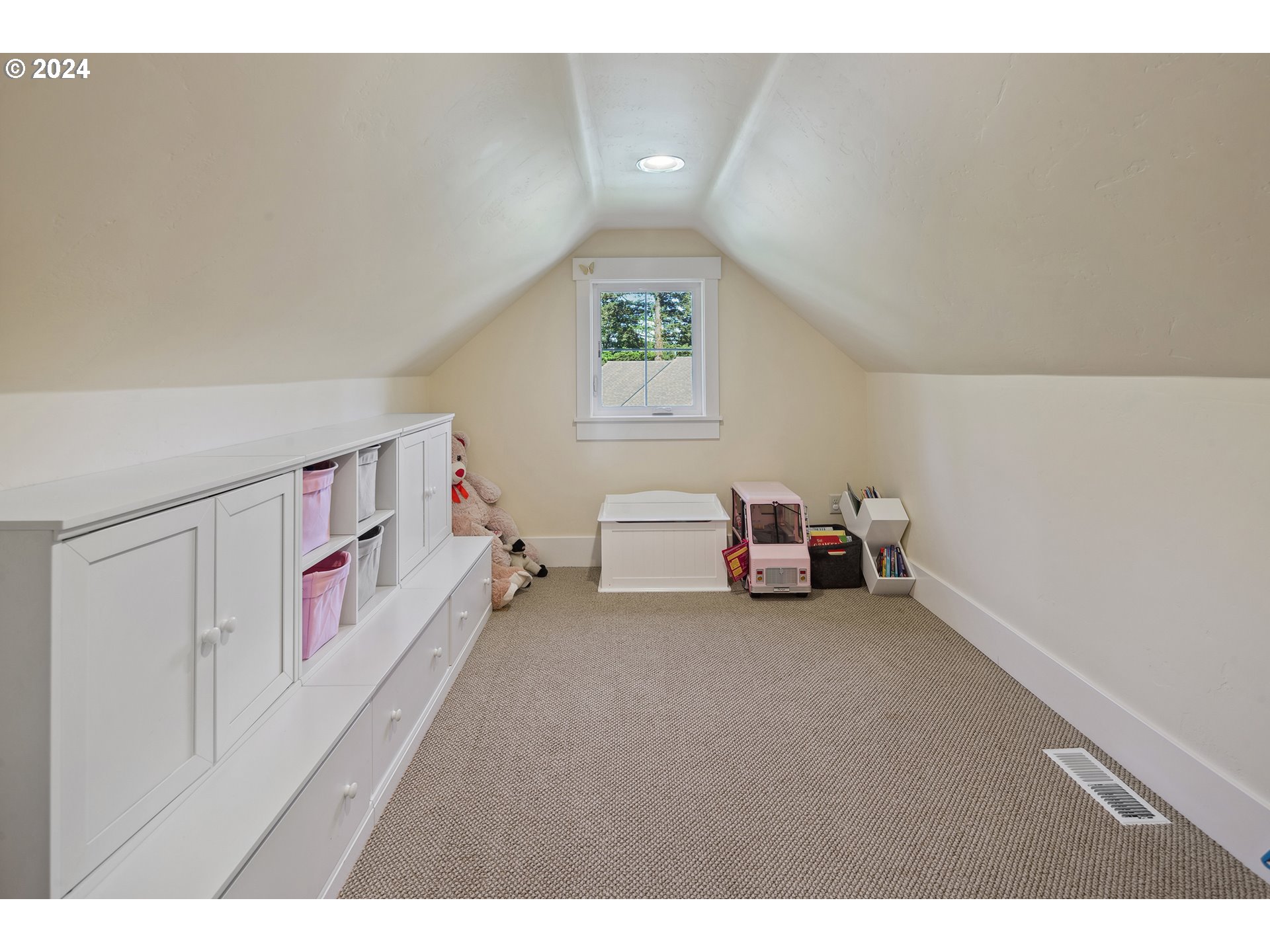 2934 COEUR D ALENE DR