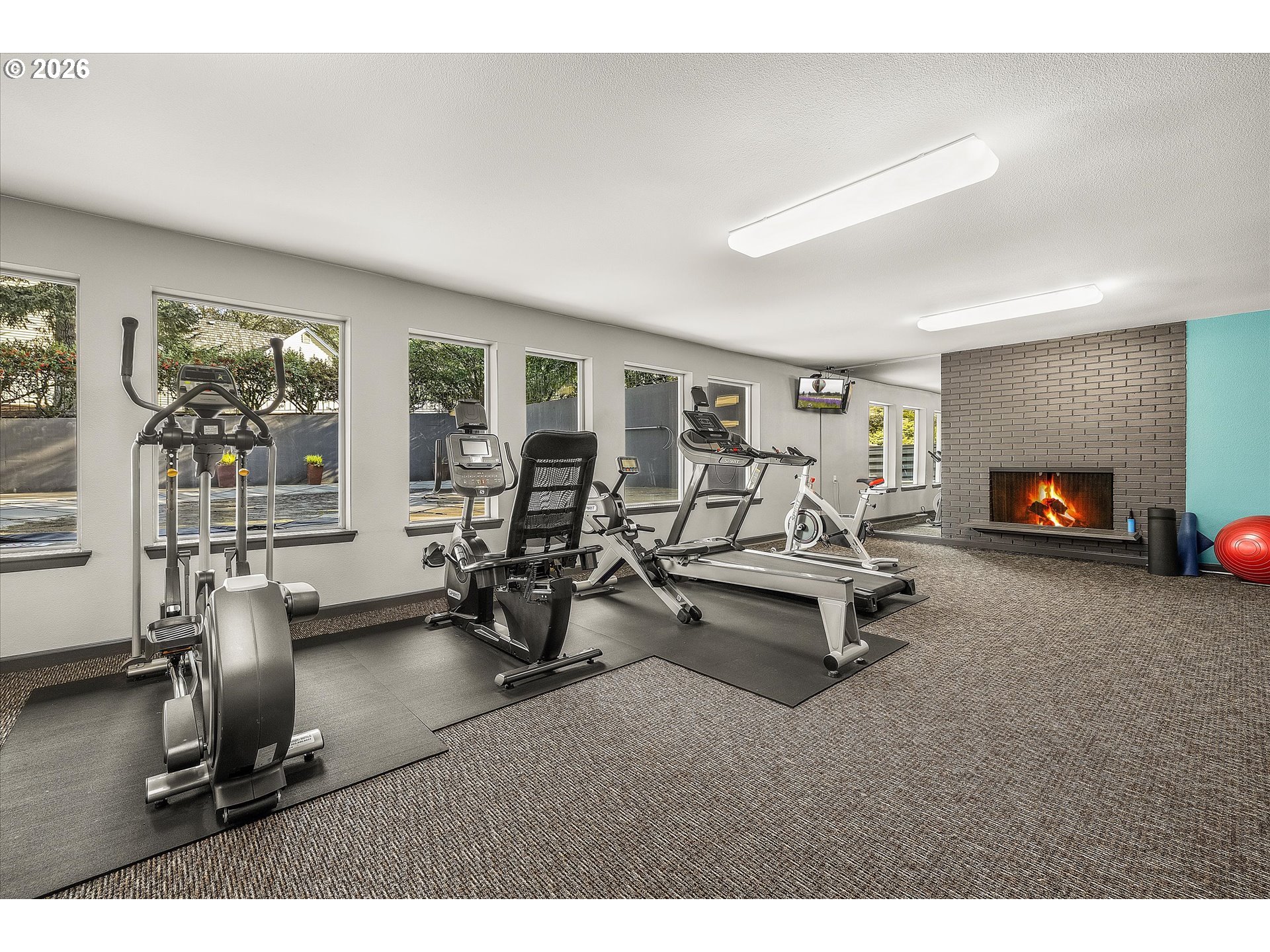 200 SW BURNHAM RD T404