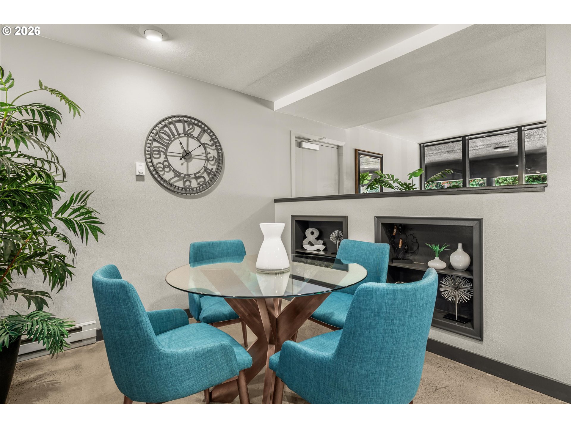 200 SW BURNHAM RD T404