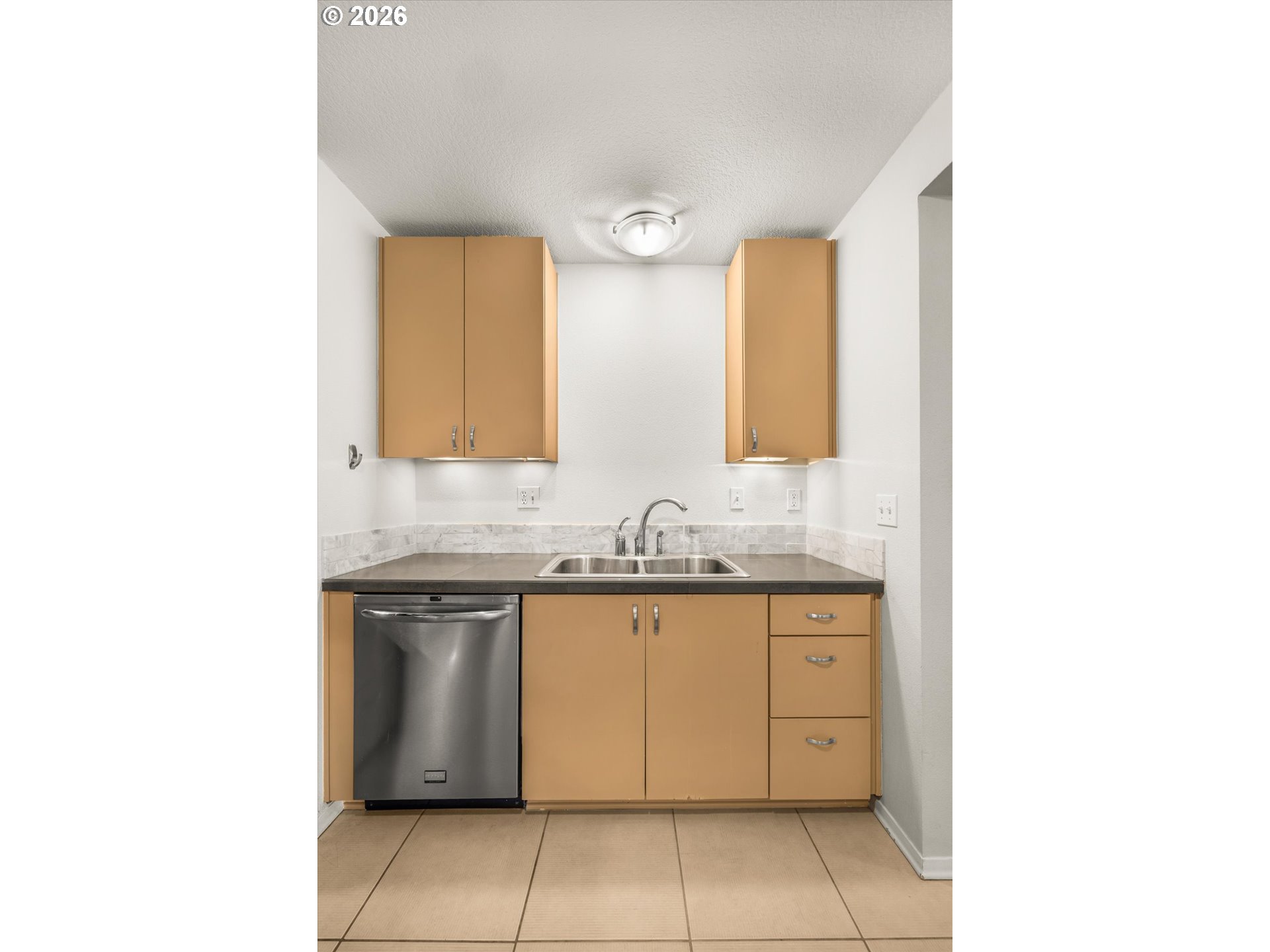 200 SW BURNHAM RD T404