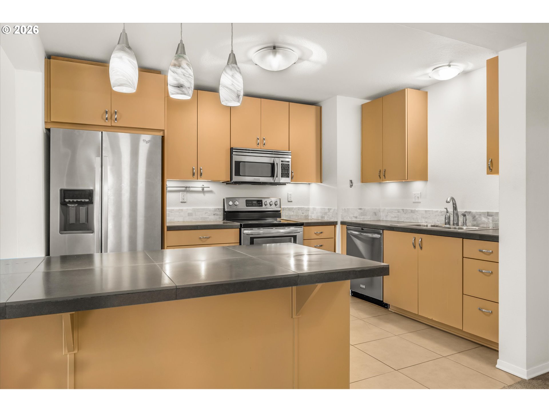 200 SW BURNHAM RD T404