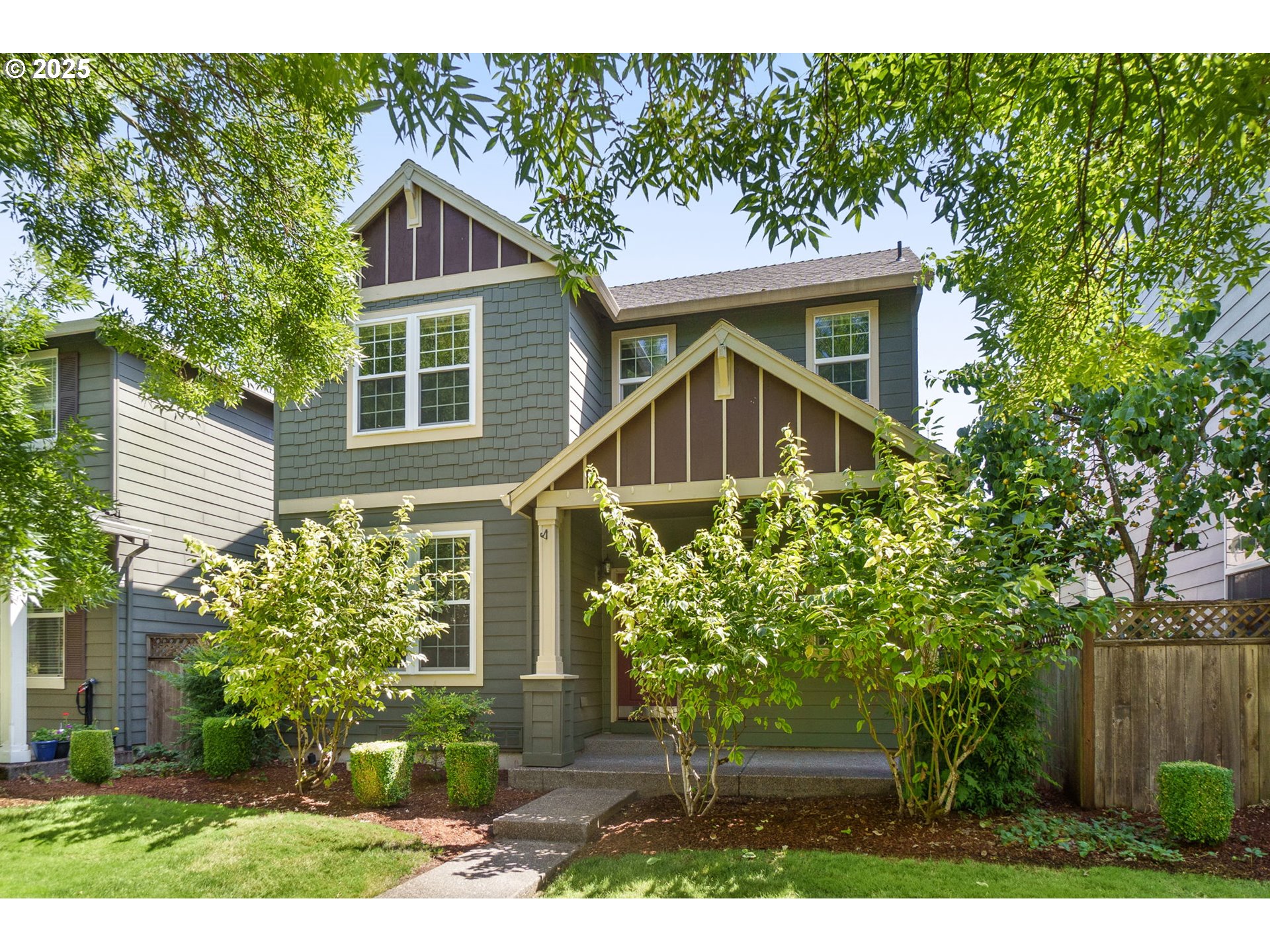 3750 SE TWELVE OAKS ST