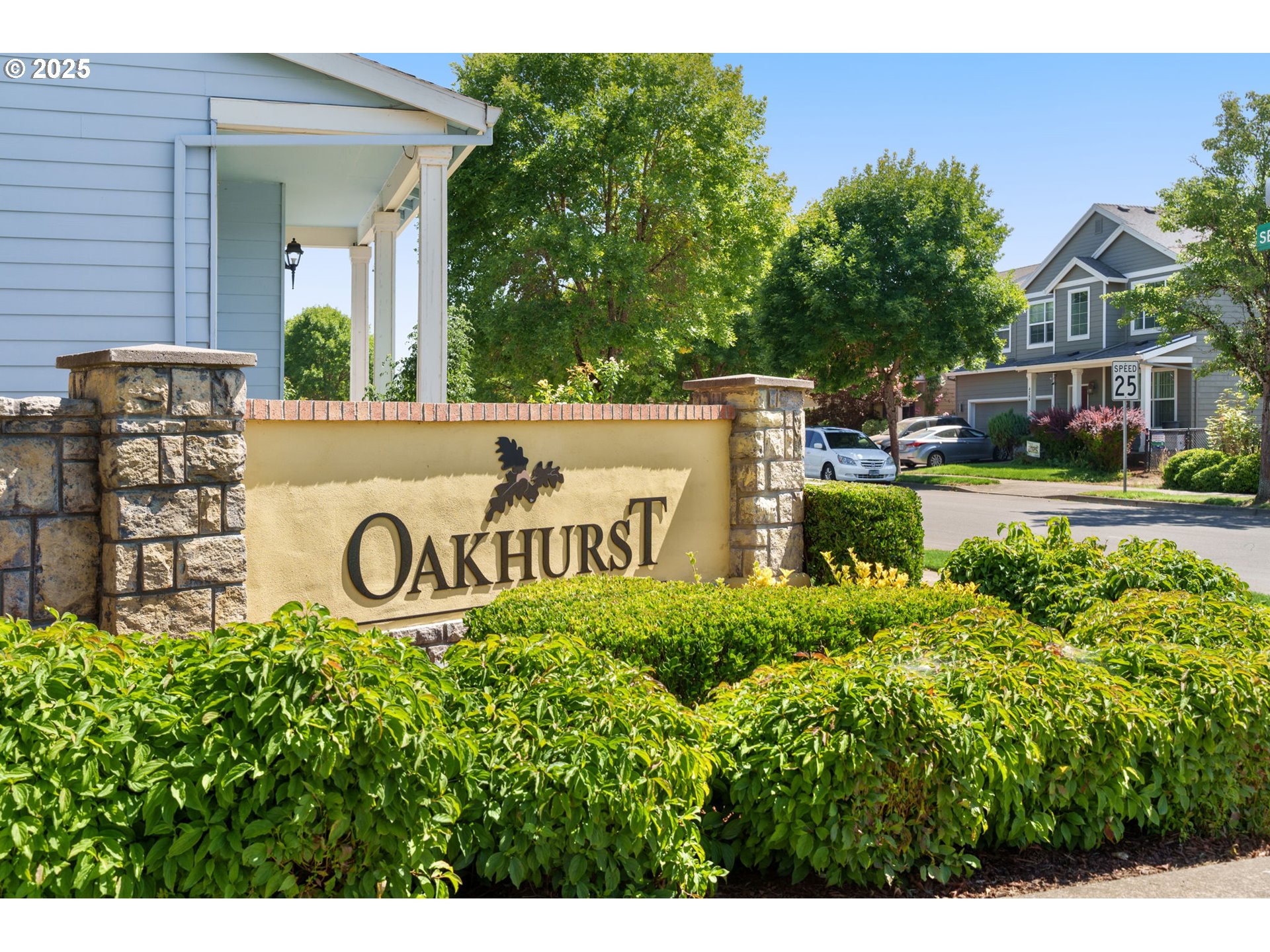 3750 SE TWELVE OAKS ST