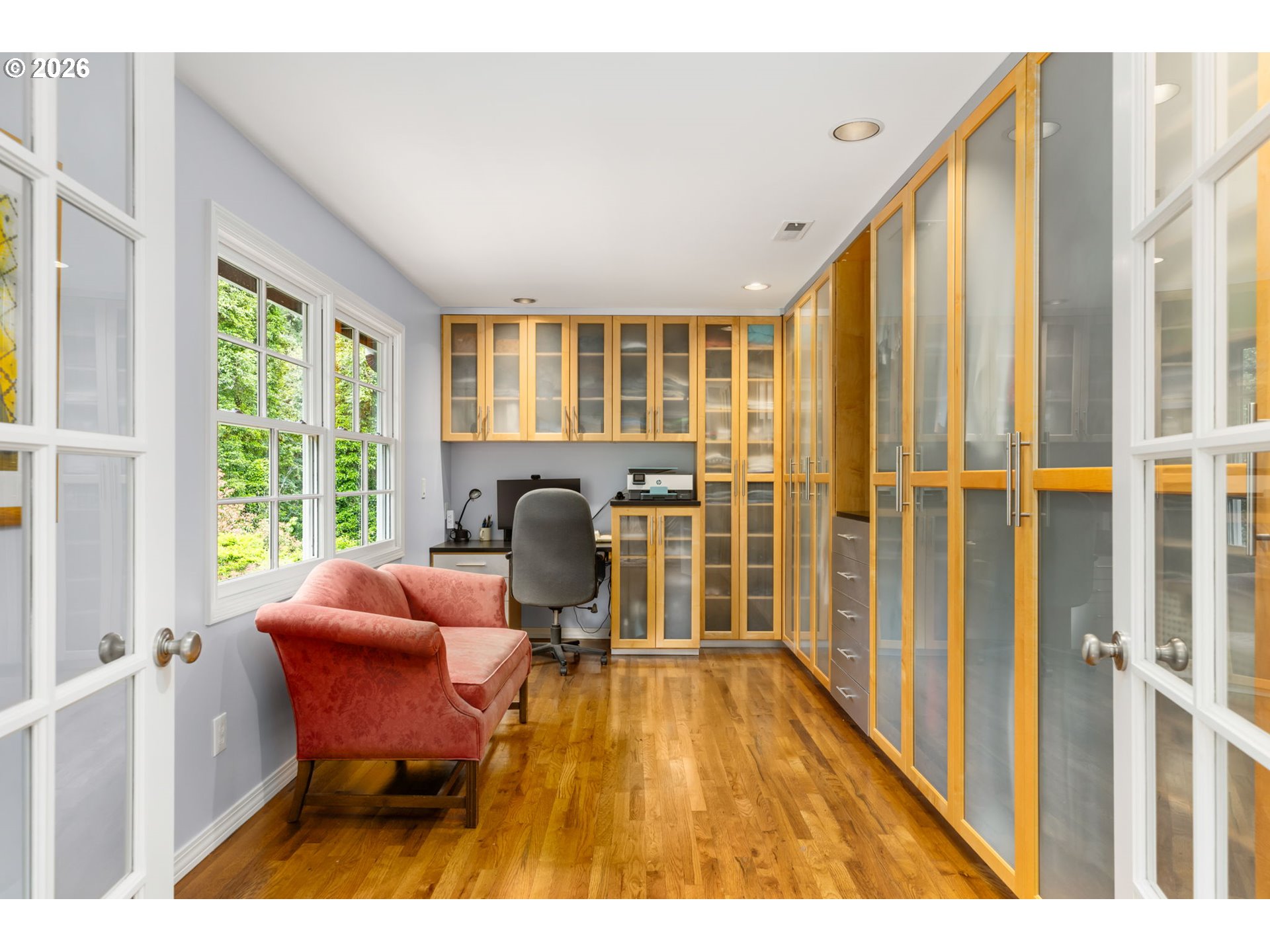 1537 S AVENTINE CT