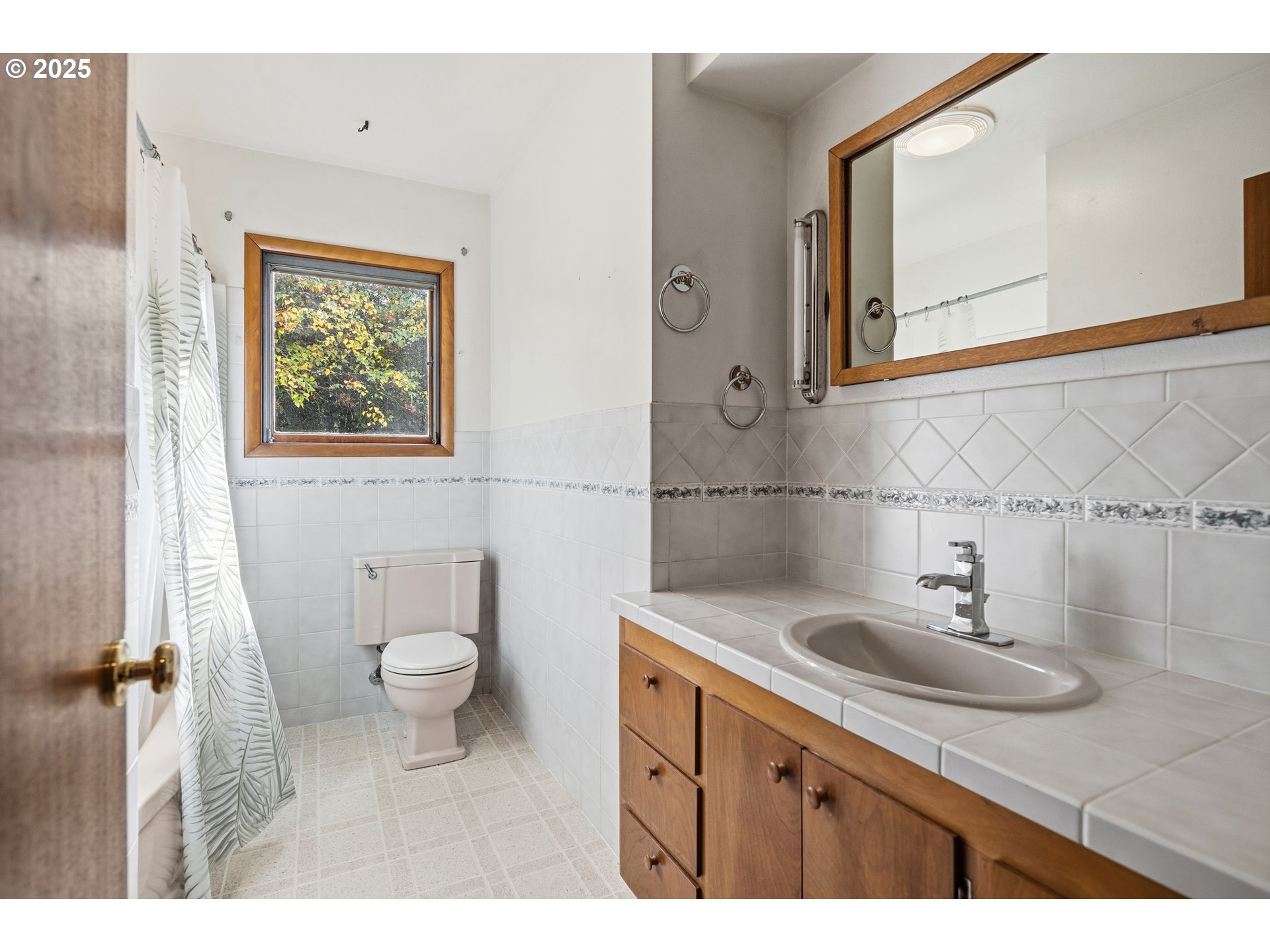 13248 S IRON MOUNTAIN BLVD