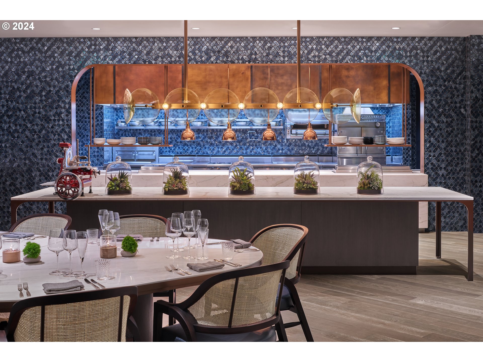 550 SW 10TH AVE 2303