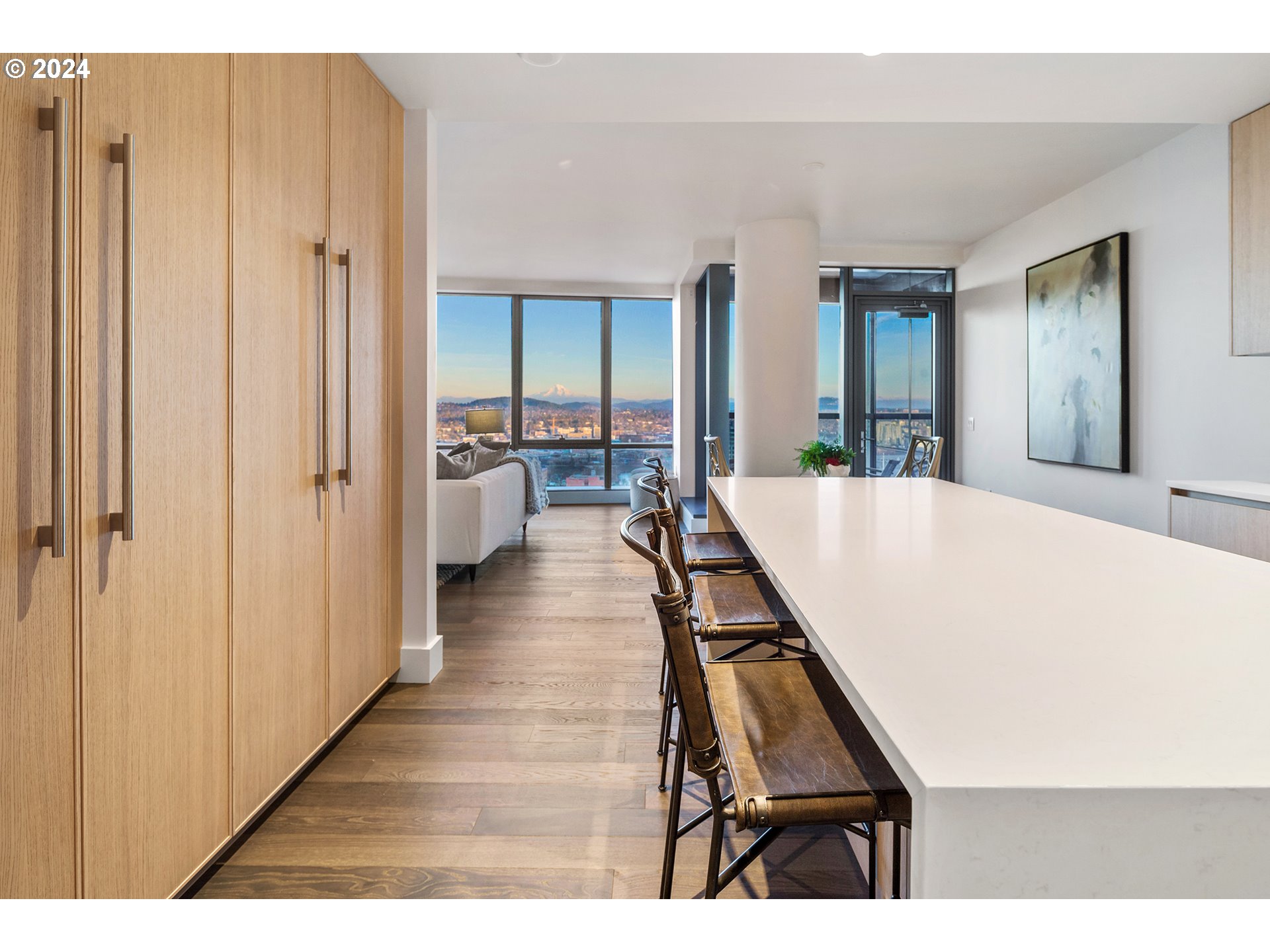 550 SW 10TH AVE 2303