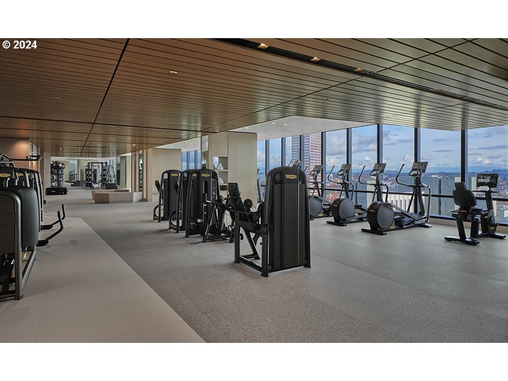 550 SW 10TH AVE 2303