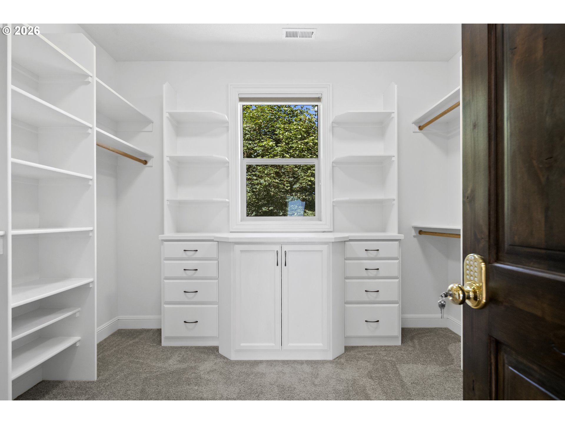 1048 NW ELOISE LN
