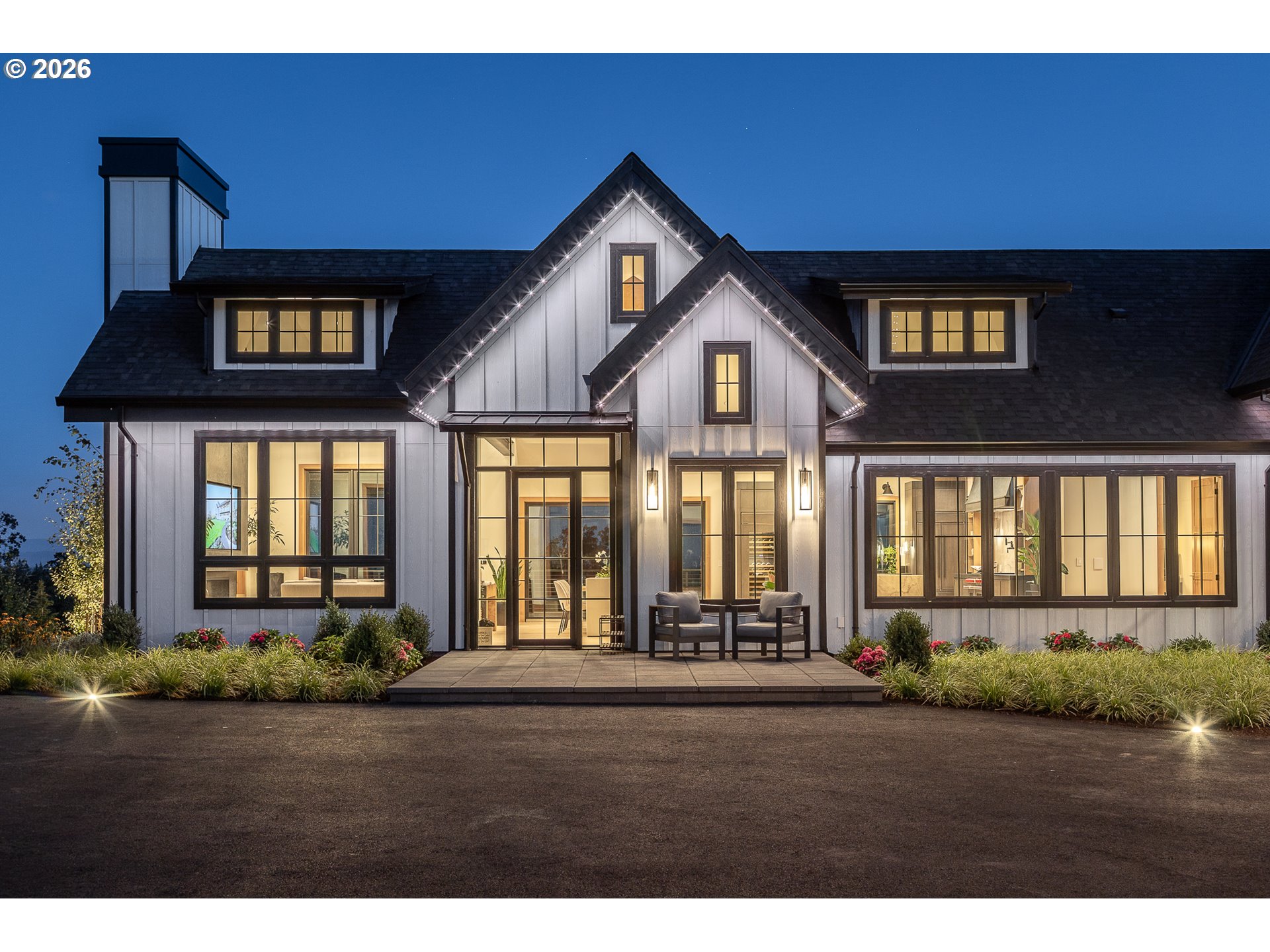 527 SW HOFFMAN RD