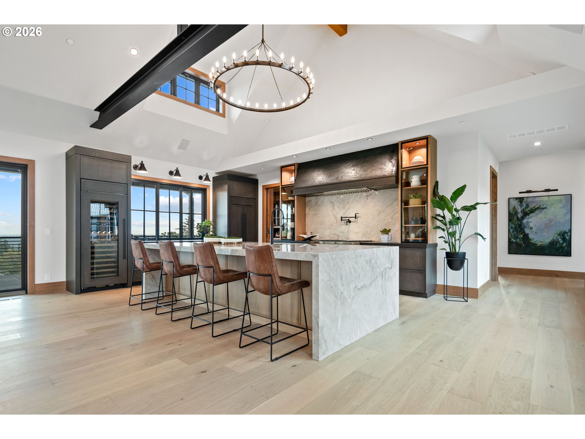 527 SW HOFFMAN RD