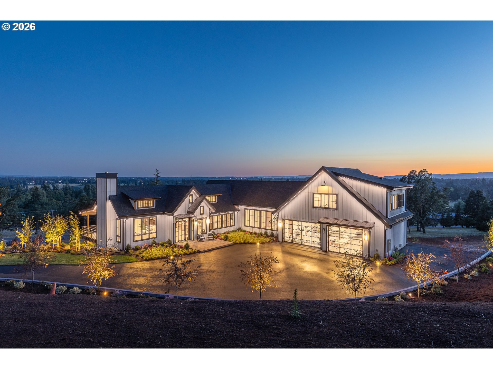 527 SW HOFFMAN RD