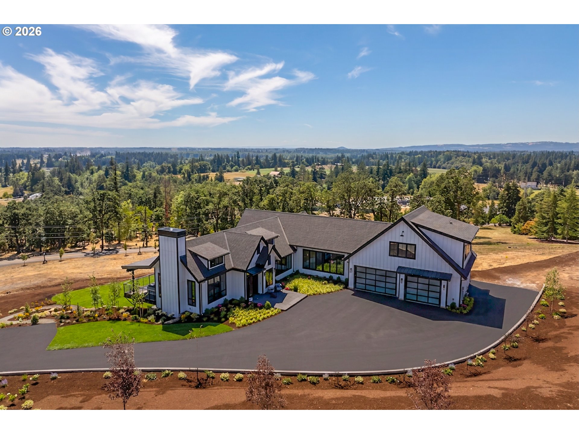 527 SW HOFFMAN RD