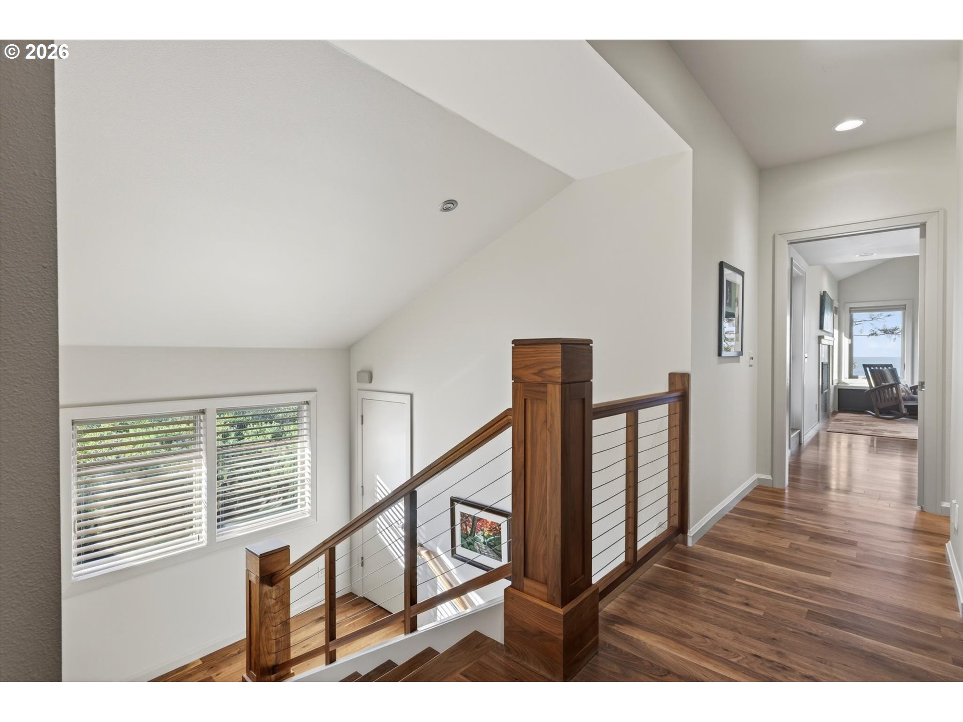 218 SEA CREST PL